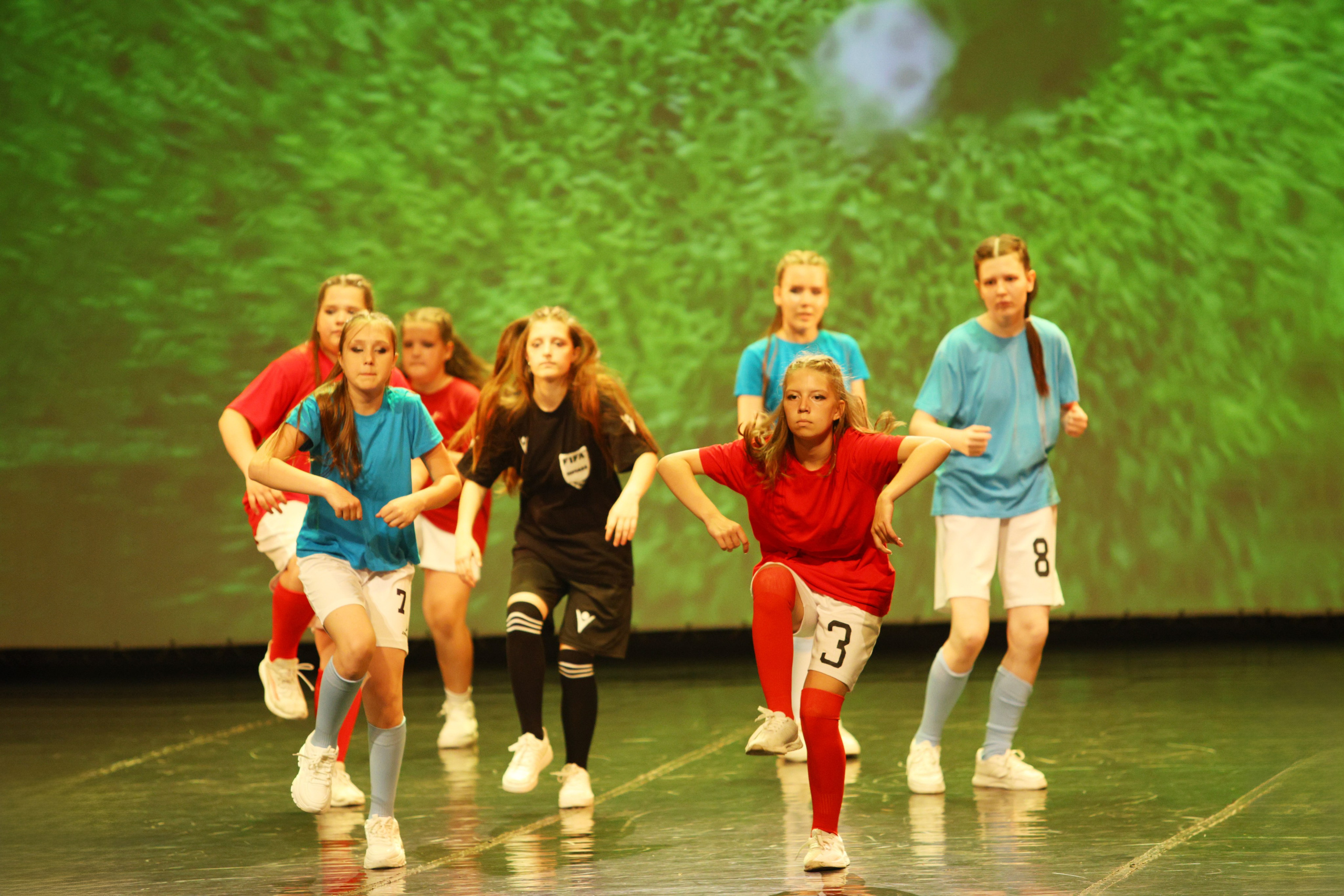 Концерт юных танцоров