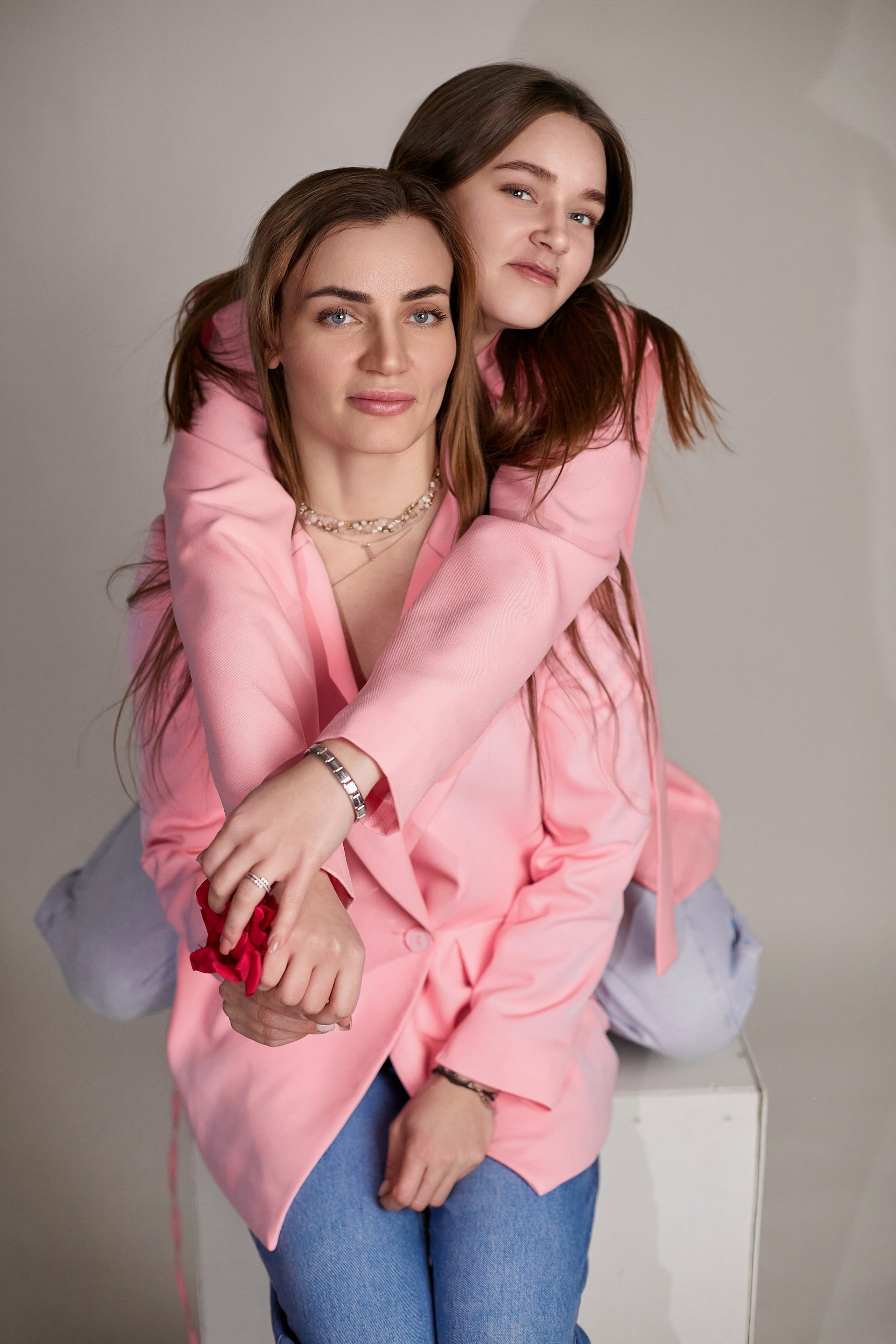 «Лена и Ксюша». Свадебный и креативный фотограф в ЮФО