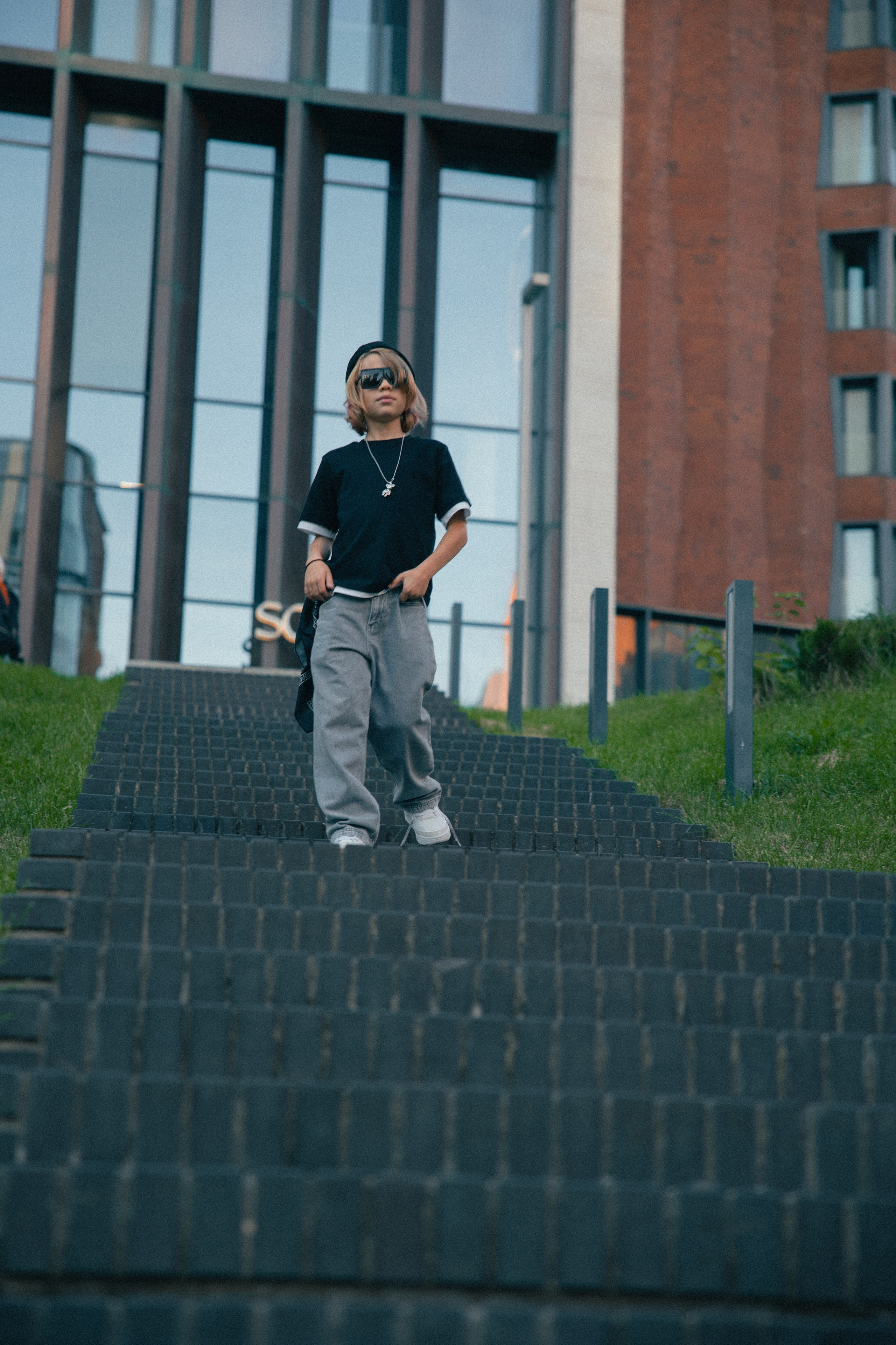 ГЛЕБ. Я фотограф из Москвы к Вашим услугам