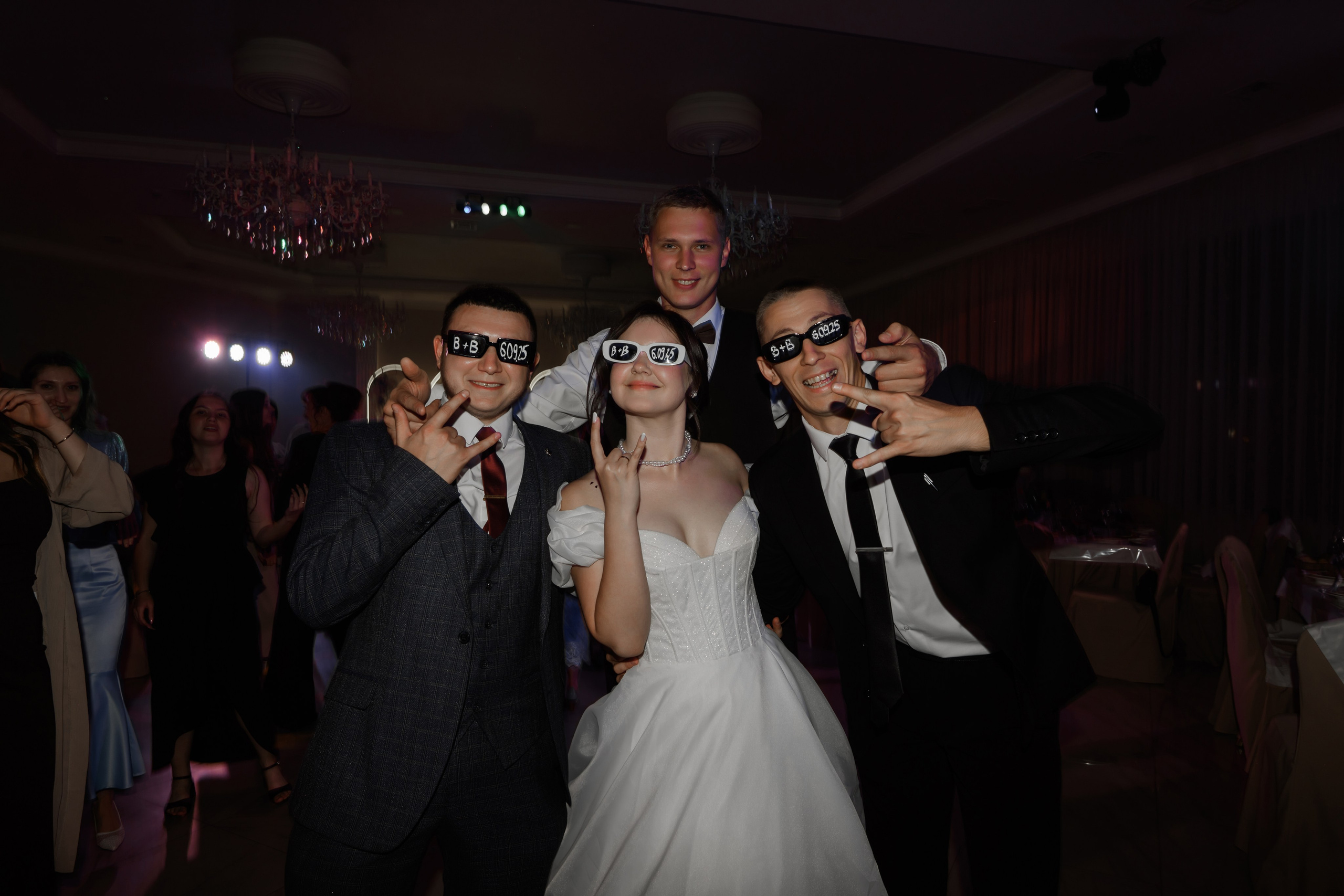 В + В. Свадебный фотограф в г. Астрахань. Так же выезжаю в другие города