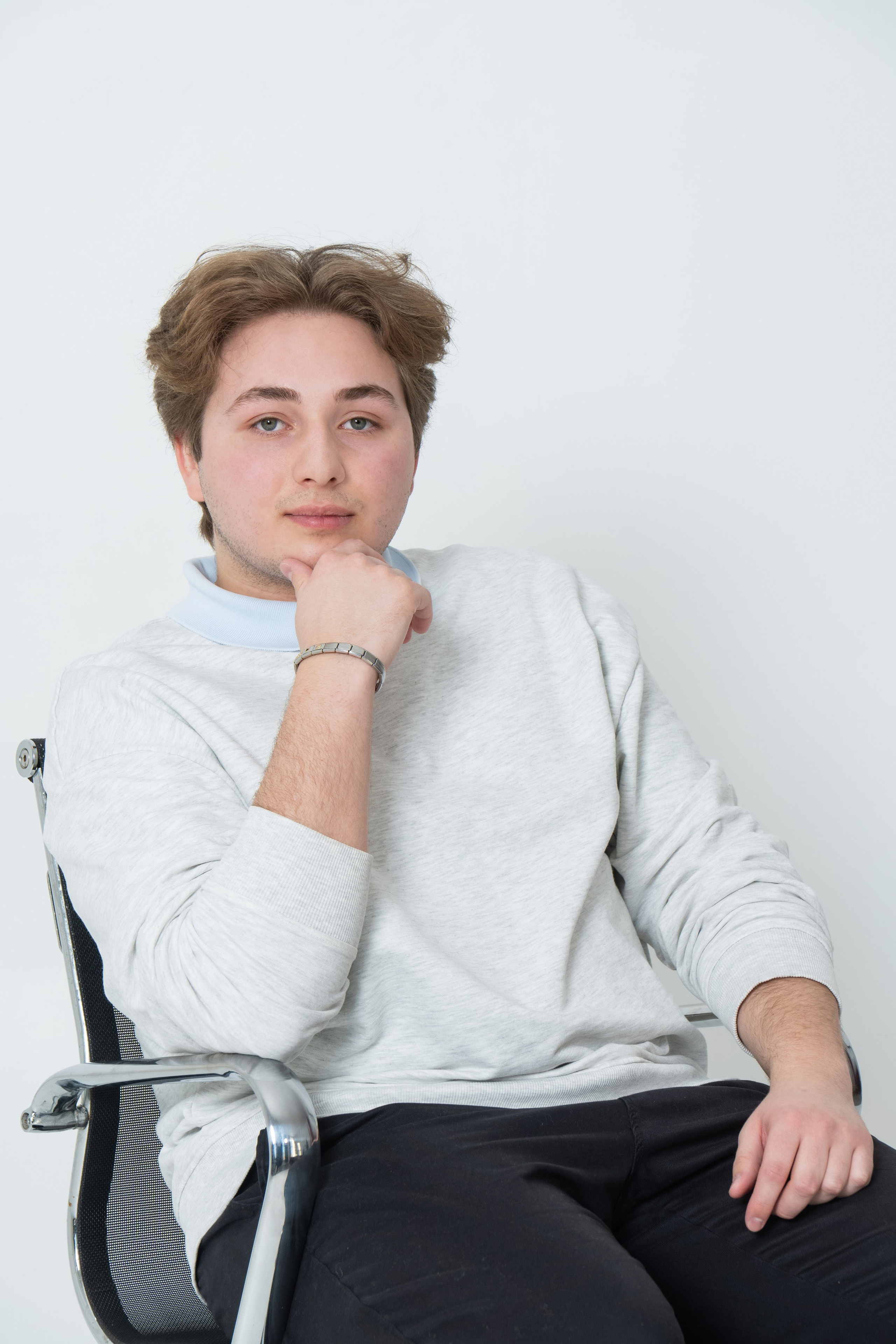 Корпоративная, деловая фотосессия компании. Занимаюсь профессиональной фотографией и живу рядом с Байкалом. Работаю в разных жанрах