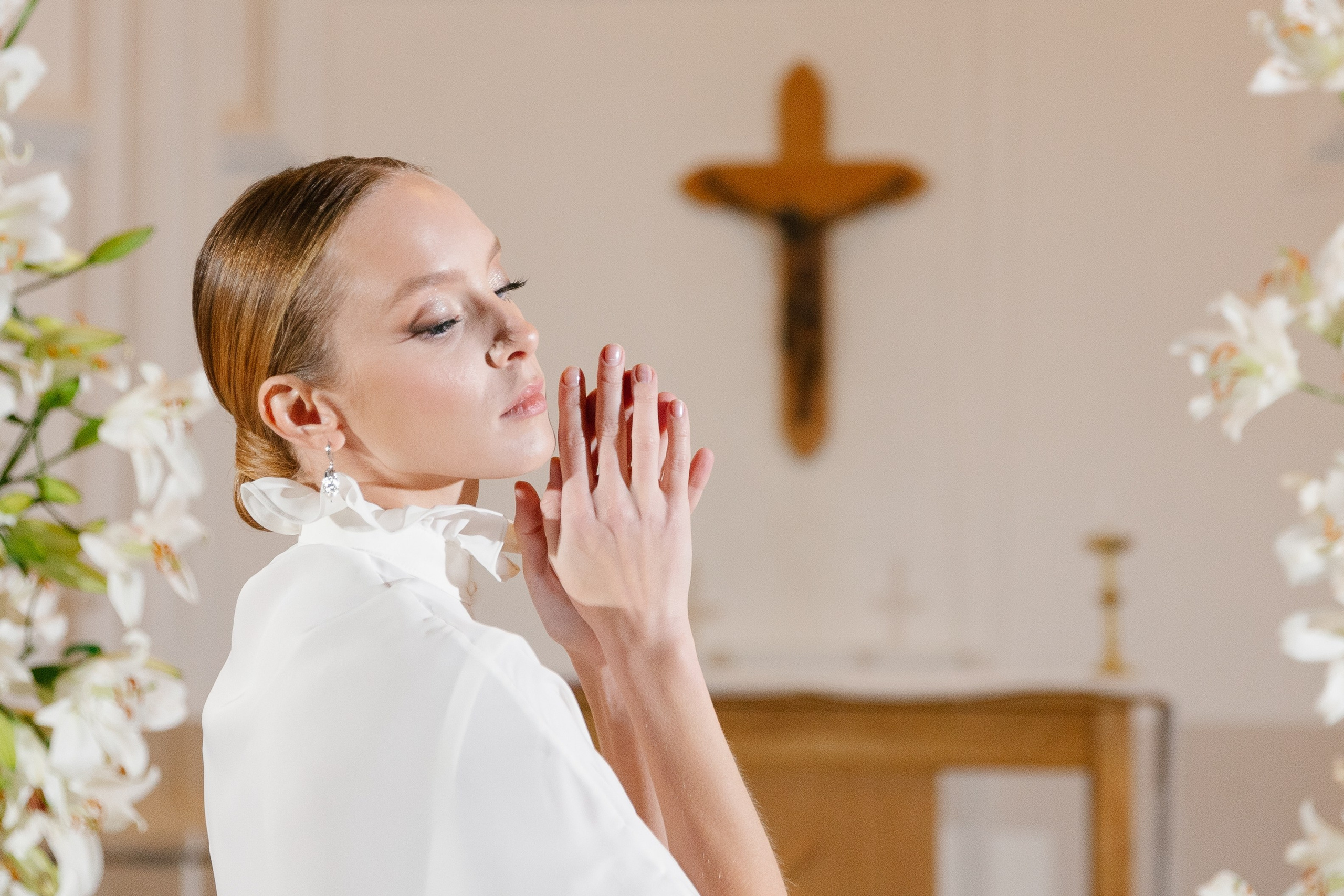 Съёмка в католической церкви. Свадебный фотограф Полина Панина