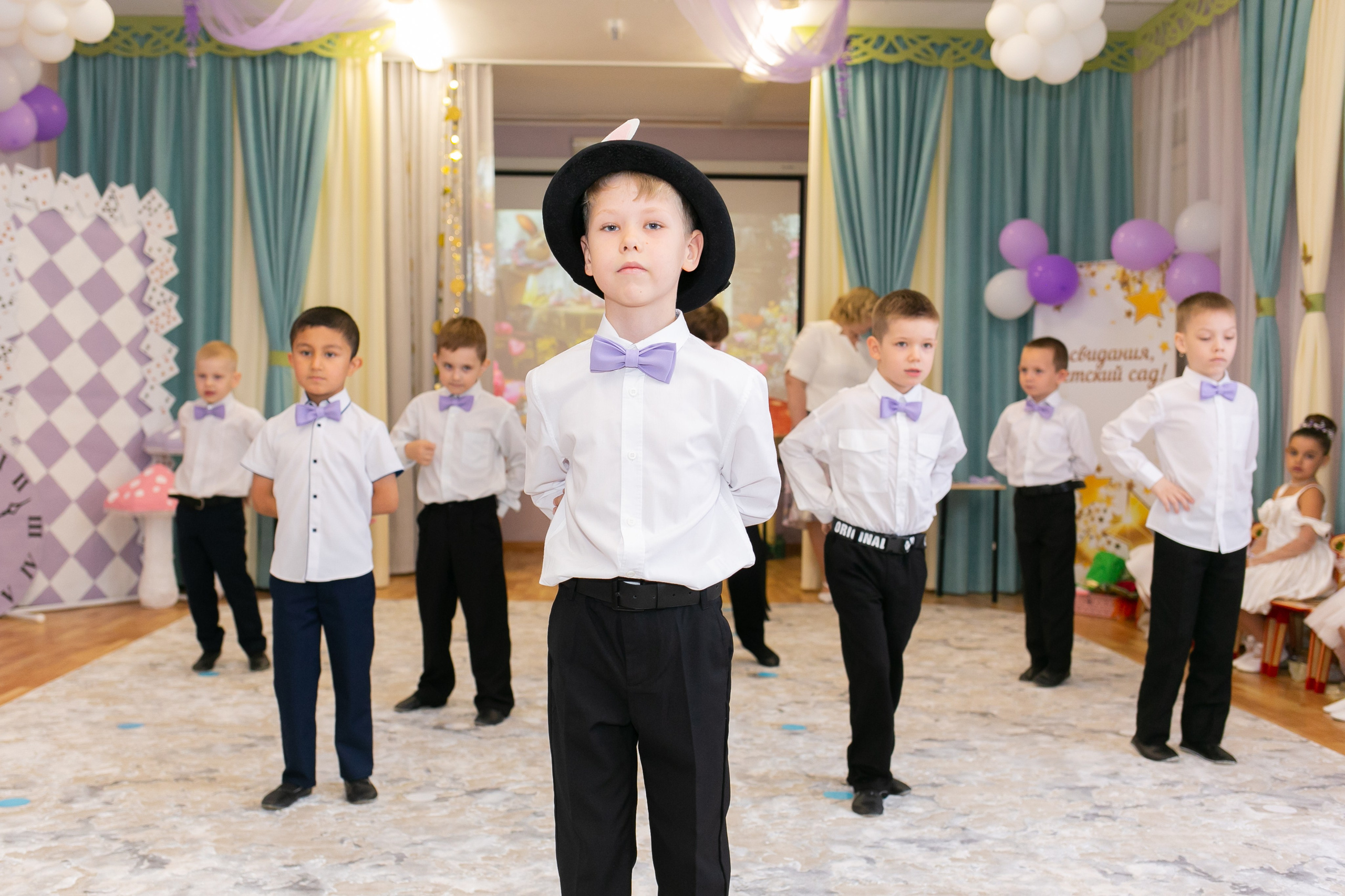 Выпускные и Утренники. Фотограф новорожденных и семейный фотограф НСО г. Бердск Марина Львова