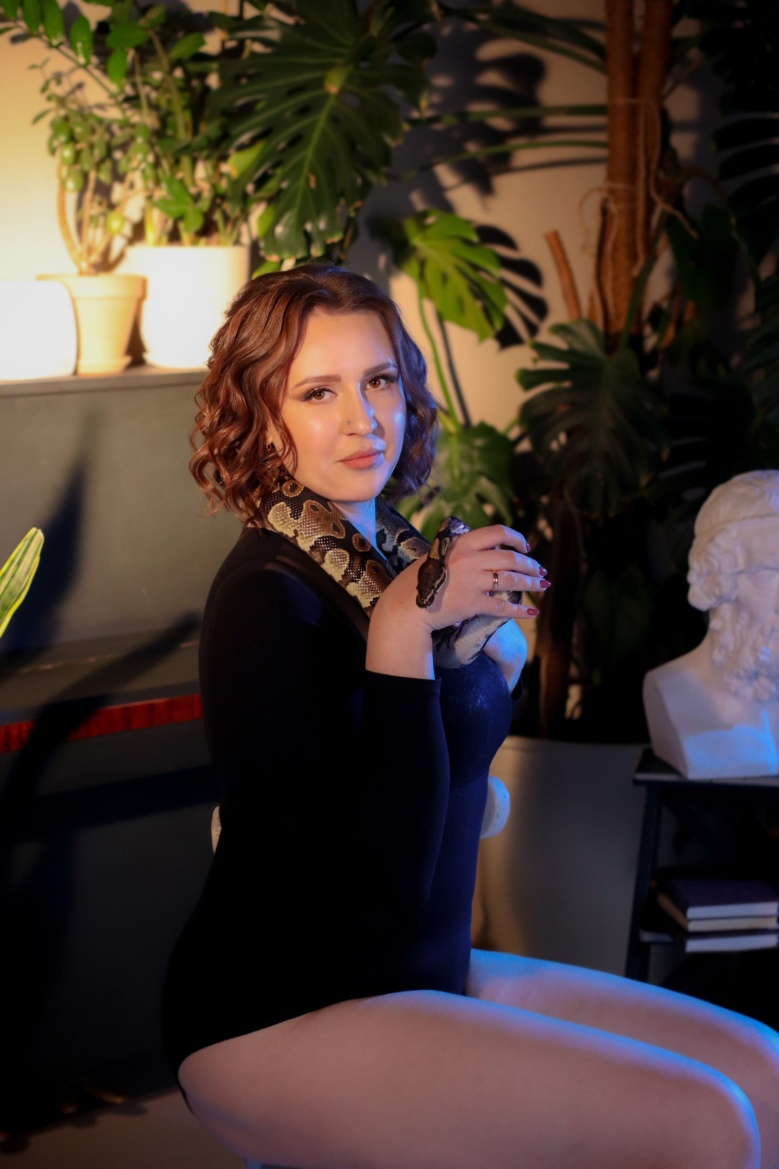 Фотосессия с питоном. Фотограф в Сургуте Брызгунова Анастасия