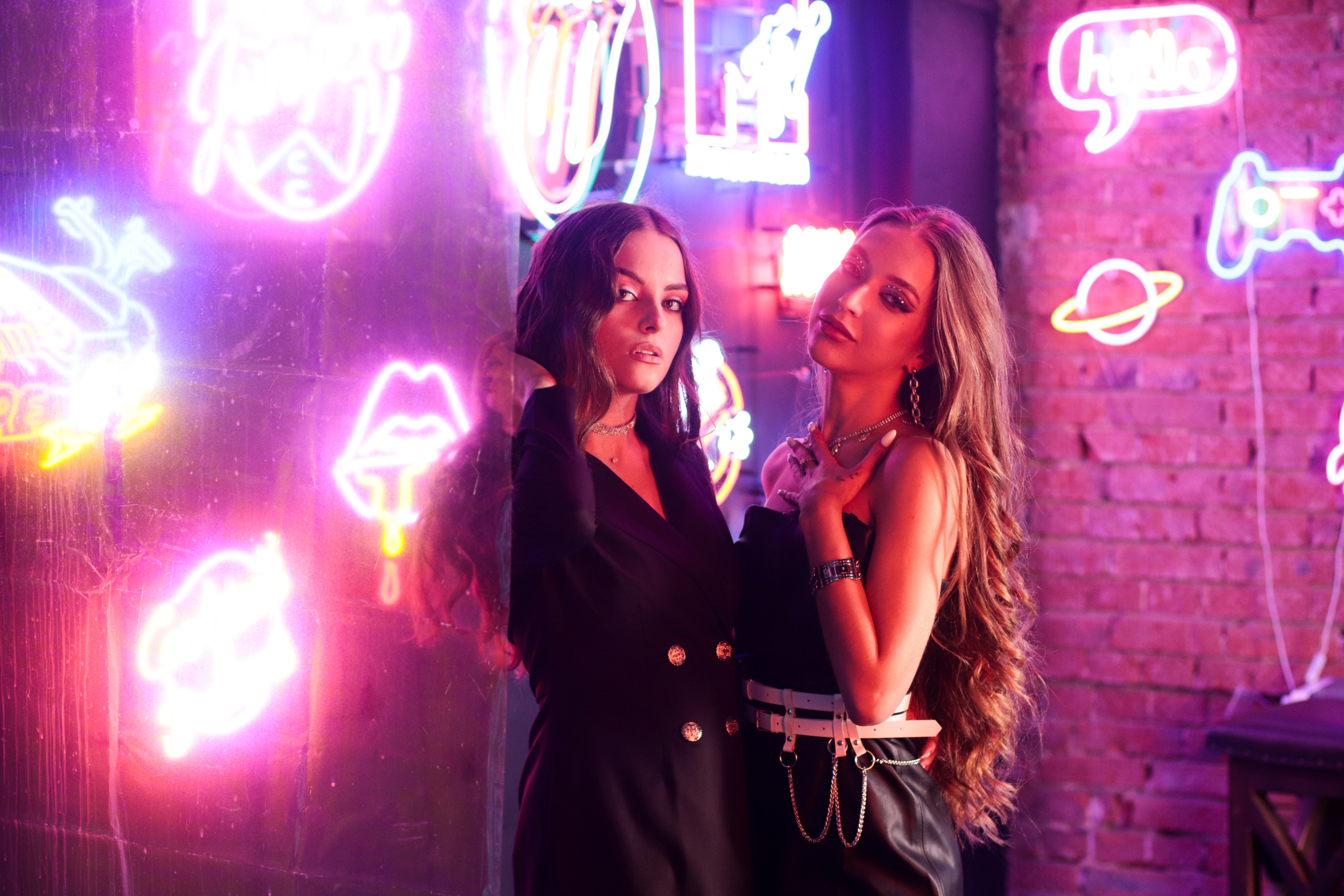 Неоновая локация. Фотограф в Сургуте Брызгунова Анастасия