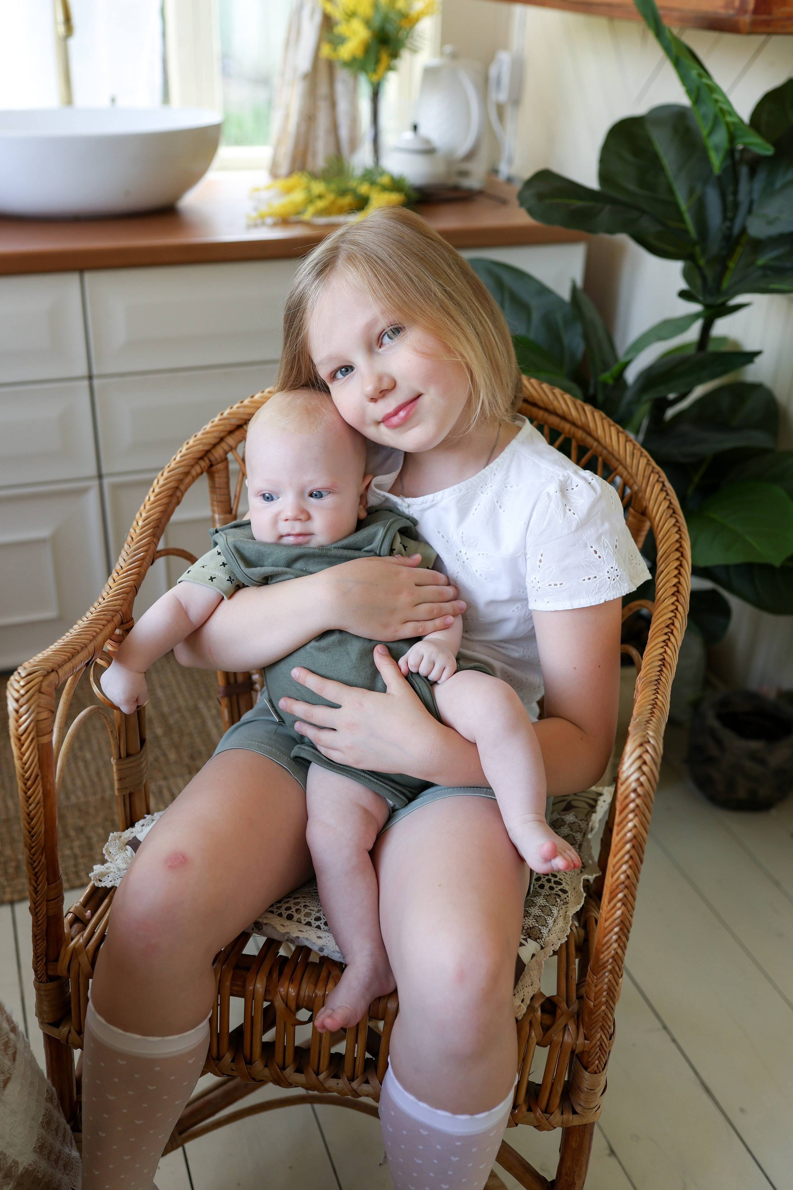 Семейная фотосессия в загородной студии. Фотограф в Железнодорожном и Балашихе