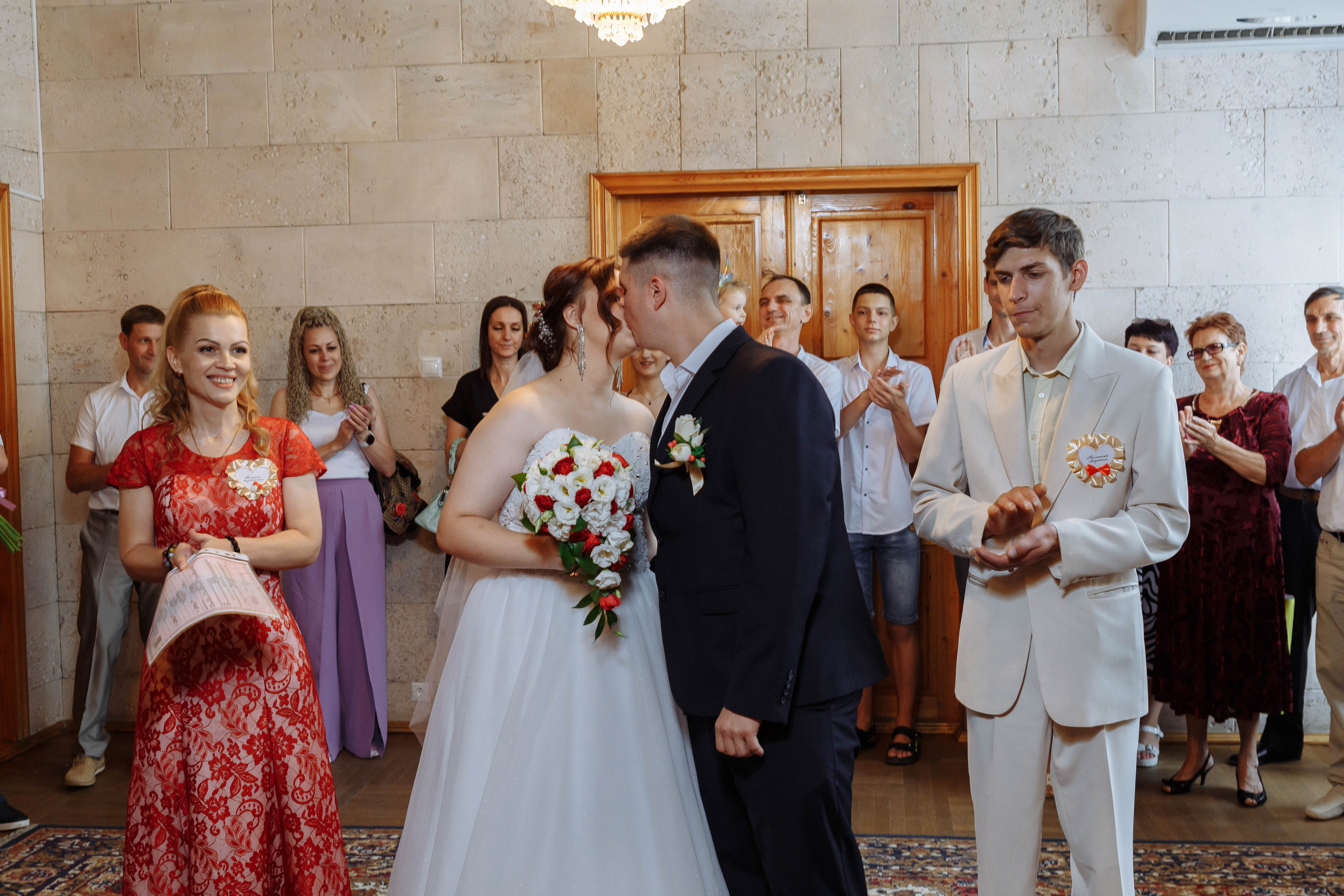 Татьяна и Виктор: настоящая русская свадьба. Событийный фотограф Максим Бескоровайновнов