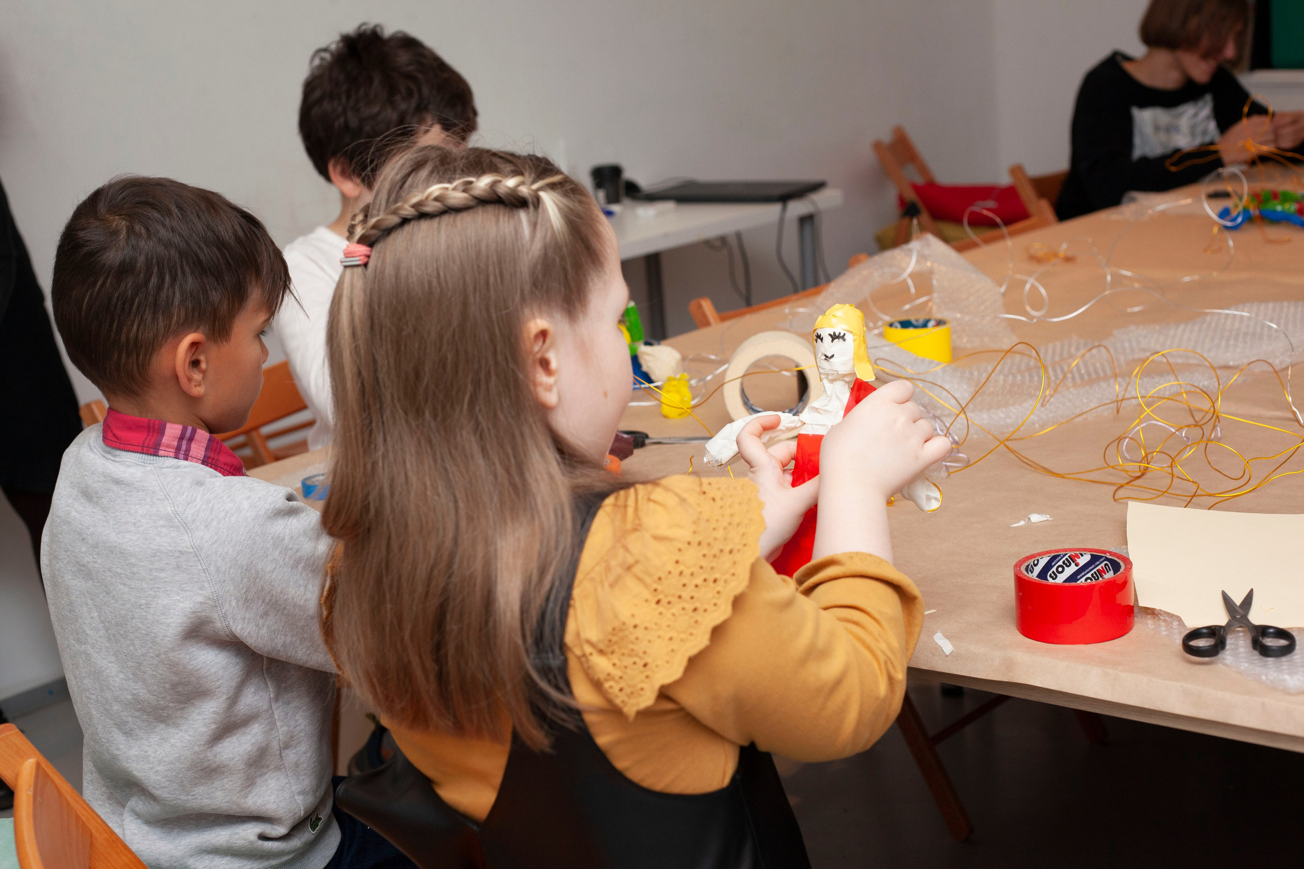 Детский мастер-класс в ММОМА. Stanislav Baryshev — People. Emotions. Atmosphere