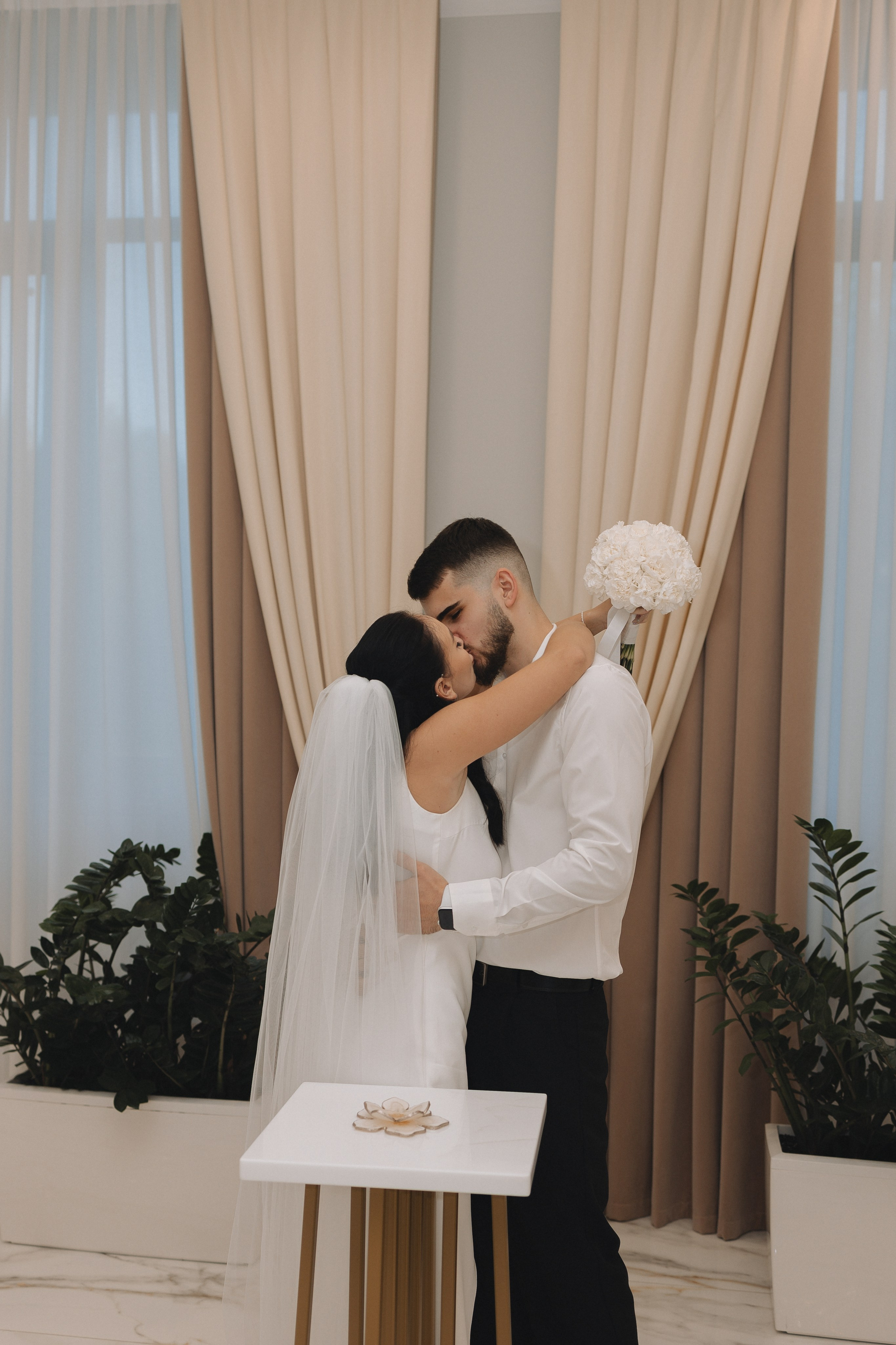 Милена и Филипп (2024). Свадебный и семейный фотограф в Москве Яна Шувалова