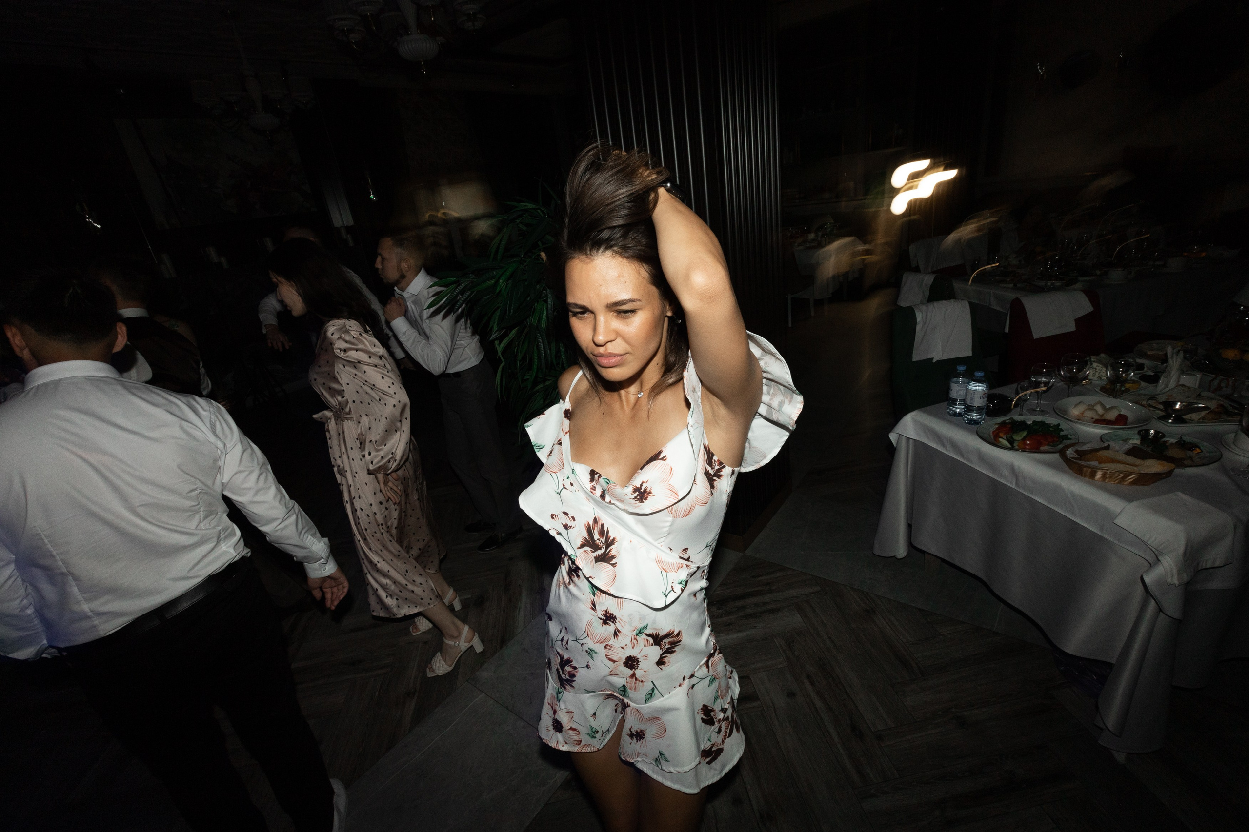 Свадебный фотограф Уфа — Руслан ГабдлисламовЖивые эмоции, красивые кадры, воспоминания на всю жизнь.Работаю по всей Республике Башкортоста. Свадебный фотограф Уфа Руслан Габдлисламов