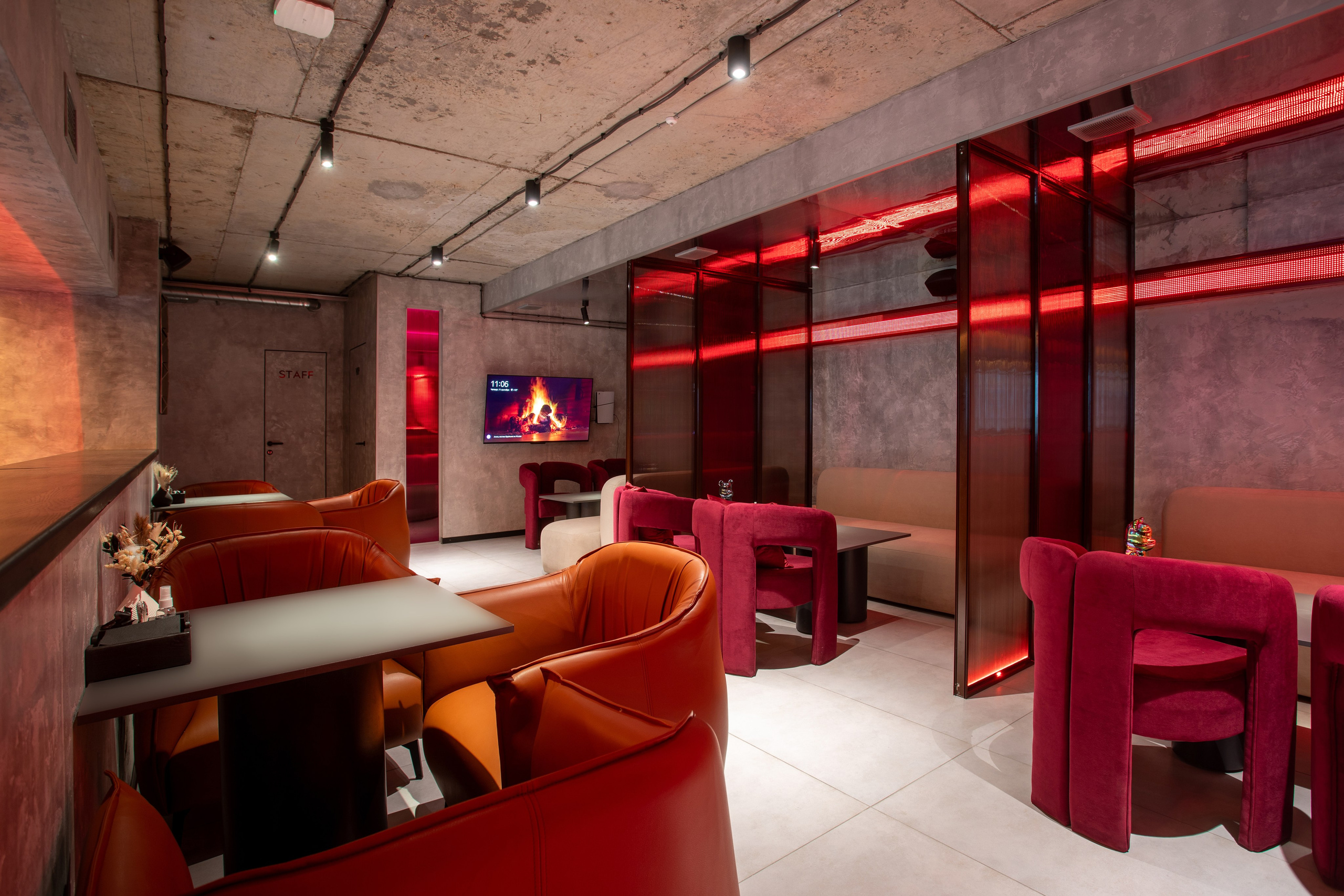 Интерьер кальянной Мята Lounge Уфа, фото Алексея Муравьёва, уютная зона отдыха с кальянами,Кальянная Мята Lounge Уфа, съёмка фотографа Алексея Муравьёва, стильный дизайн, комфортная атмосфера,Зона отдыха Мята Lounge Уфа, современные кальяны, барная стойка, фото Алексея Муравьёва,Интерьер Мята Lounge Уфа, мягкие диваны, приглушённый свет, кальяны, работа фотографа Алексея Муравьёва,Кальянная Мята Lounge Уфа, место для расслабления, общения, съёмка Алексея Муравьёва,Мята Lounge Уфа, атмосфера уюта, дыма кальянов, фото Алексея Муравьёва,Кальяны, релакс, Мята Lounge Уфа, фотография Алексея Муравьёва,Стильный лаунж, Мята Lounge Уфа, работа фотографа Алексея Муравьёва,Уютный лаунж, кальяны, Мята Lounge Уфа, фото Алексея Муравьёва,Расслабление, Мята Lounge Уфа, кальяны, комфорт, съёмка Алексея Муравьёва,Тёплая атмосфера лаунжа, Мята Lounge Уфа, мягкие кресла, дым кальянов, приятная музыка, фото Алексея Муравьёва,Расслабляющий интерьер, Мята Lounge Уфа, идеальное место для вечера, работа фотографа Алексея Муравьёва,Современная кальянная, Мята Lounge Уфа, стиль, комфорт, атмосфера, съёмка Алексея Муравьёва,Уютный лаунж-пространство, Мята Lounge Уфа, изысканные кальяны, фото Алексея Муравьёва,Мята Lounge Уфа, стиль, комфорт, дым кальянов, работа фотографа Алексея Муравьёва,Барная стойка, кальяны, лаунж, Мята Lounge Уфа, съёмка Алексея Муравьёва,Современные кальяны, интерьер, Мята Lounge Уфа, фото Алексея Муравьёва,Декор лаунжа, Мята Lounge, стильные элементы, Уфа, работа фотографа Алексея Муравьёва,Зона кальянов, Мята Lounge Уфа, уют, стиль, съёмка Алексея Муравьёва,Атмосфера лаунжа, мягкие диваны, кальяны, Мята Lounge Уфа, фото Алексея Муравьёва