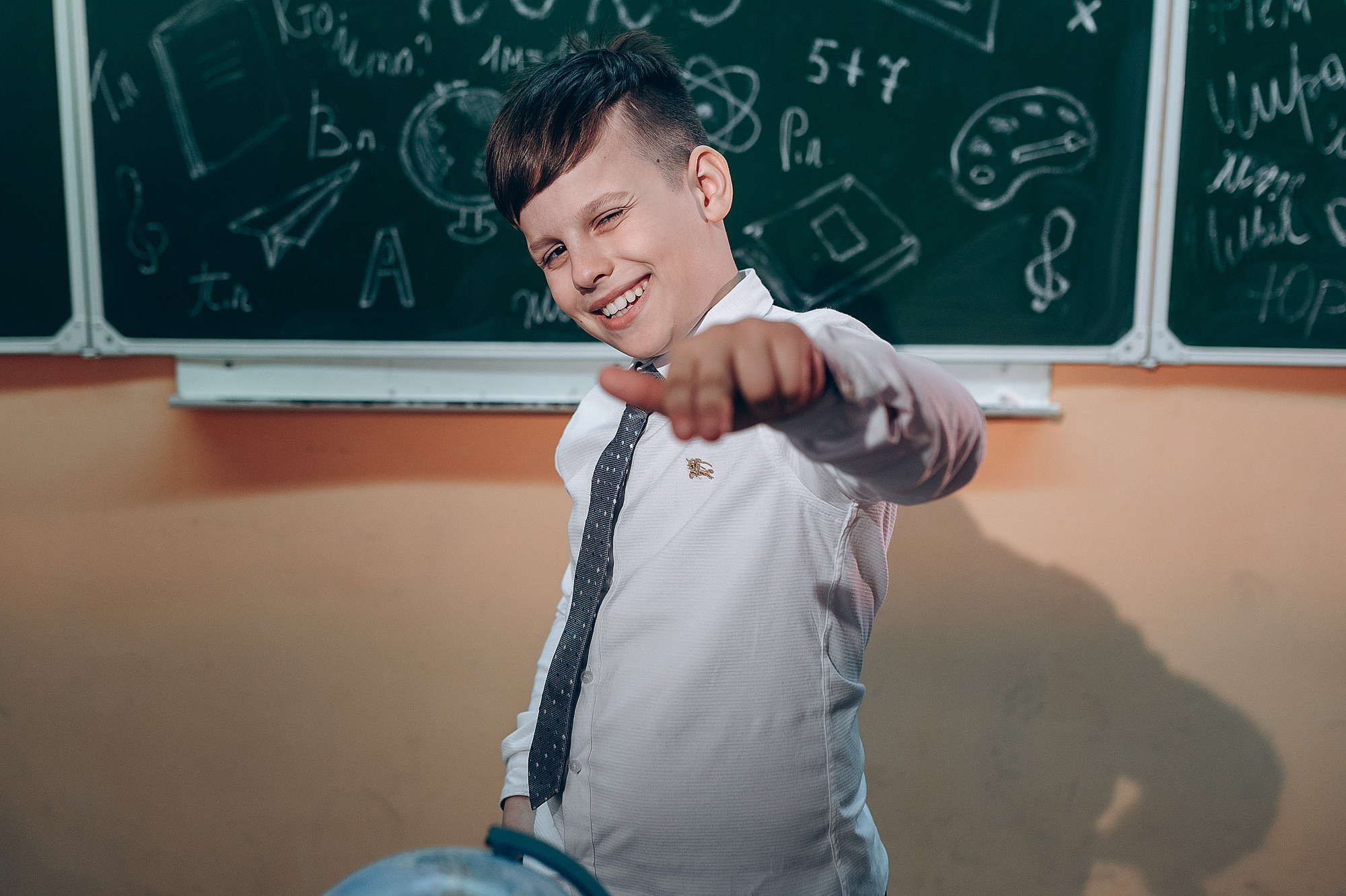 Школьный фотограф в Дубне Талдоме Кимрах. Свадебный фотограф в Дубне Алексей Фонарёв