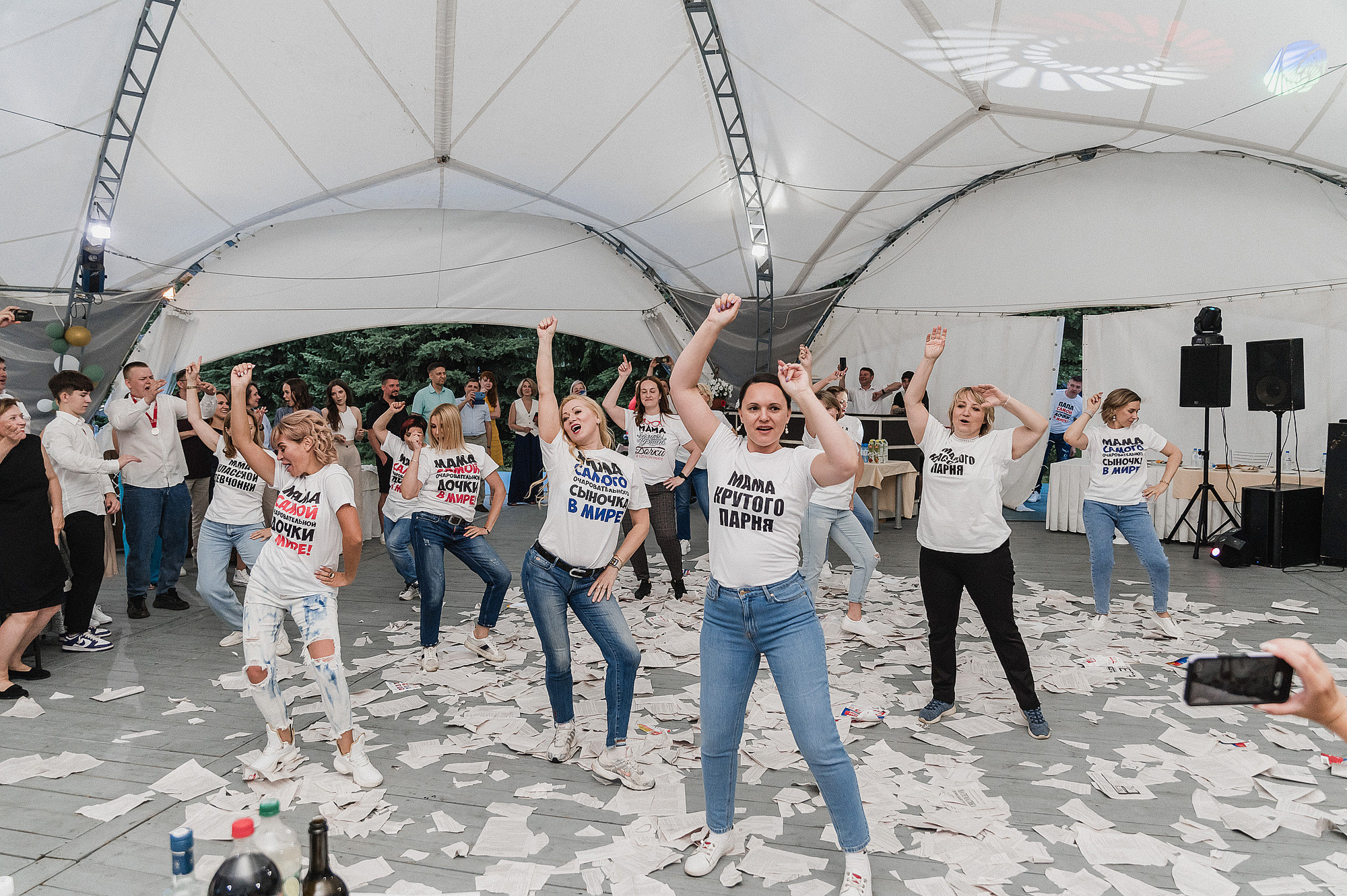 Школьный фотограф в Дубне Талдоме Кимрах. Свадебный фотограф в Дубне Алексей Фонарёв