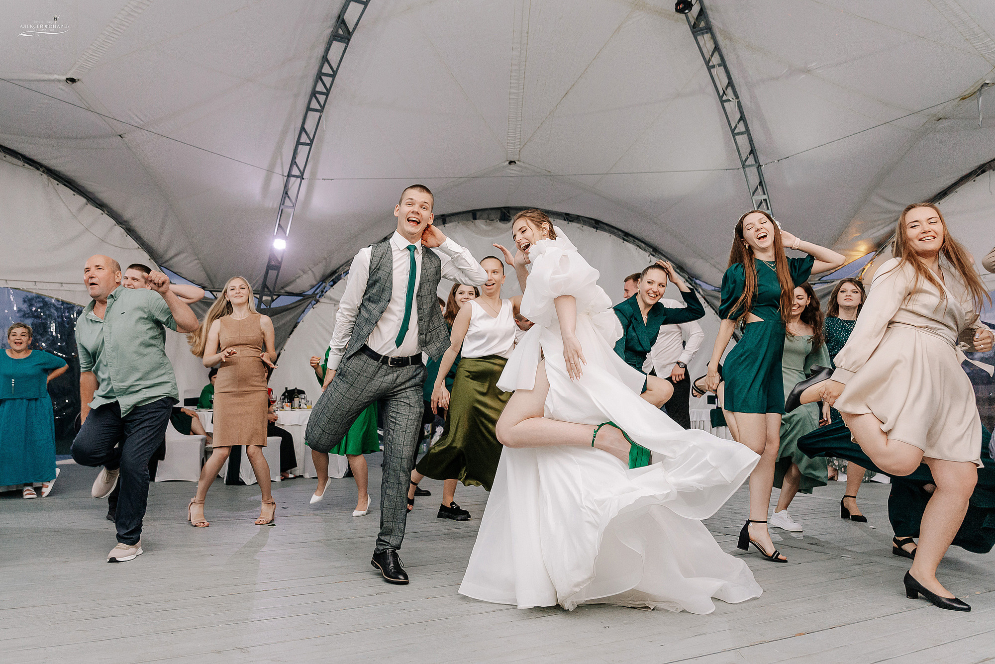 танцы на свадьбе