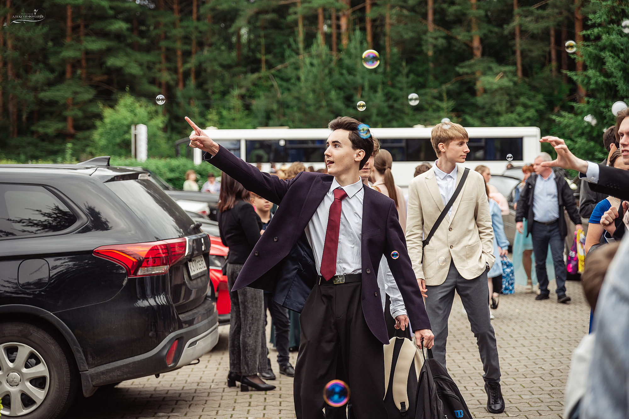 Школьный фотограф в Дубне Талдоме Кимрах. Свадебный фотограф в Дубне Алексей Фонарёв