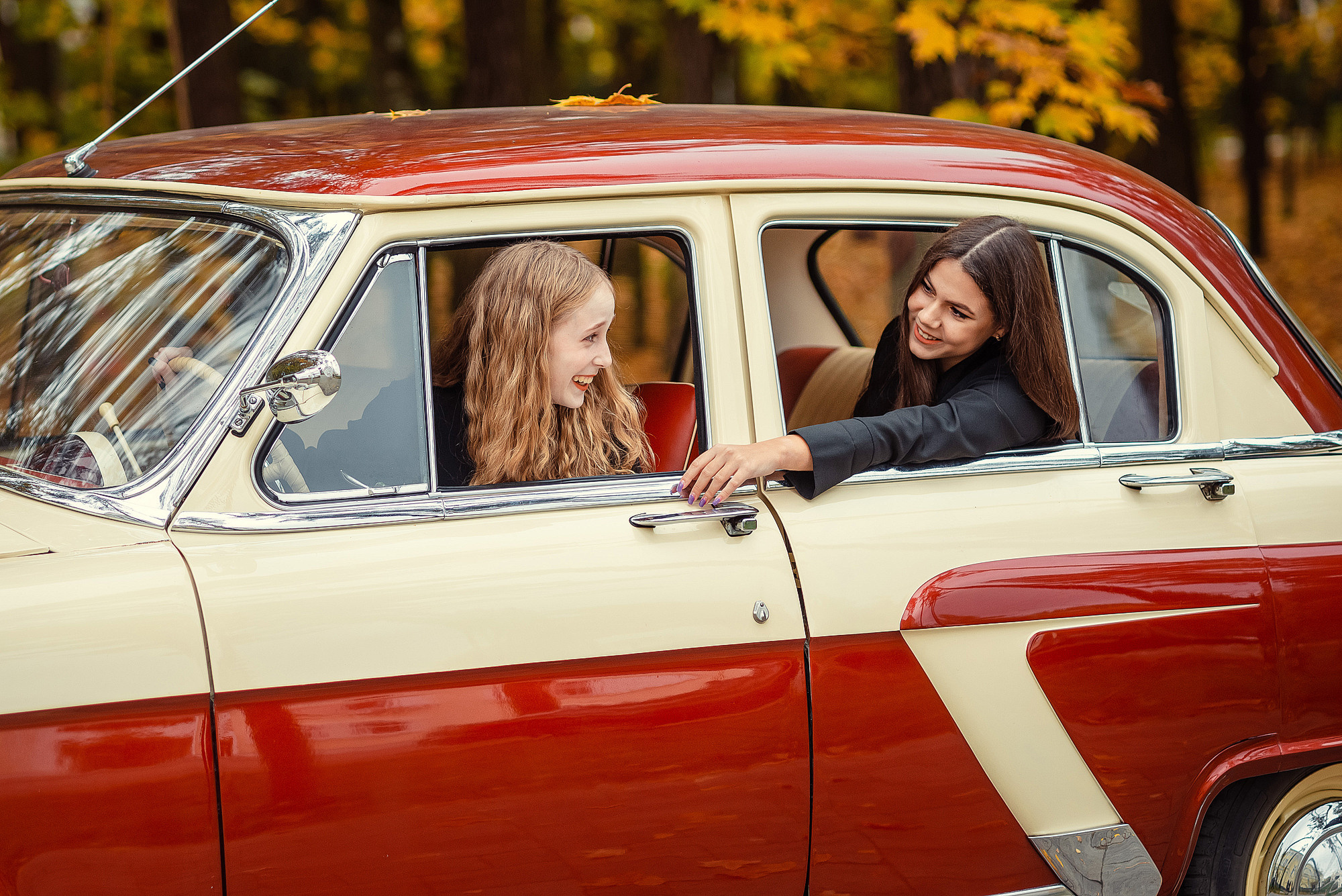 Школьный фотограф в Дубне Талдоме Кимрах. Свадебный фотограф в Дубне Алексей Фонарёв