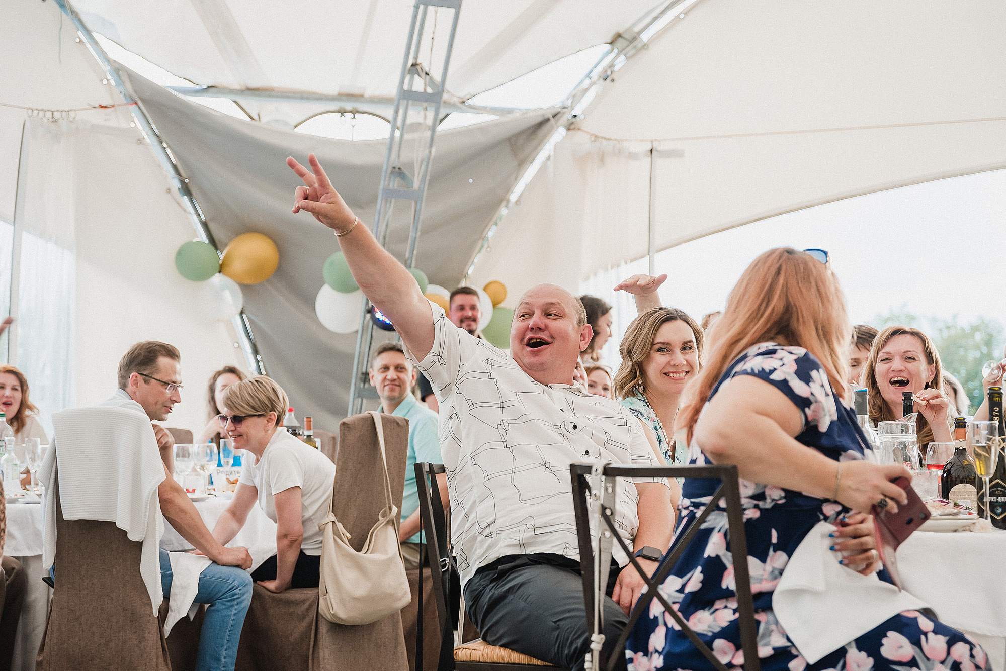Школьный фотограф в Дубне Талдоме Кимрах. Свадебный фотограф в Дубне Алексей Фонарёв