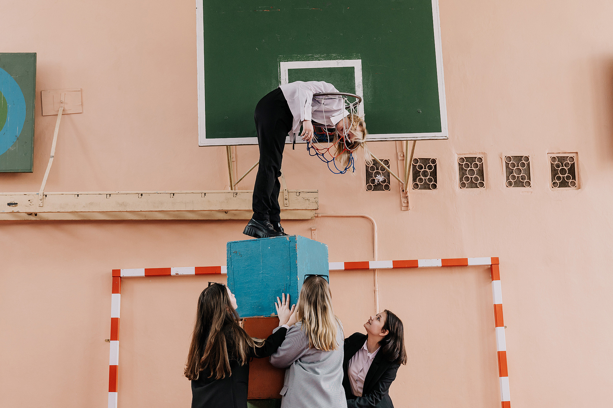 Школьный фотограф в Дубне Талдоме Кимрах. Свадебный фотограф в Дубне Алексей Фонарёв