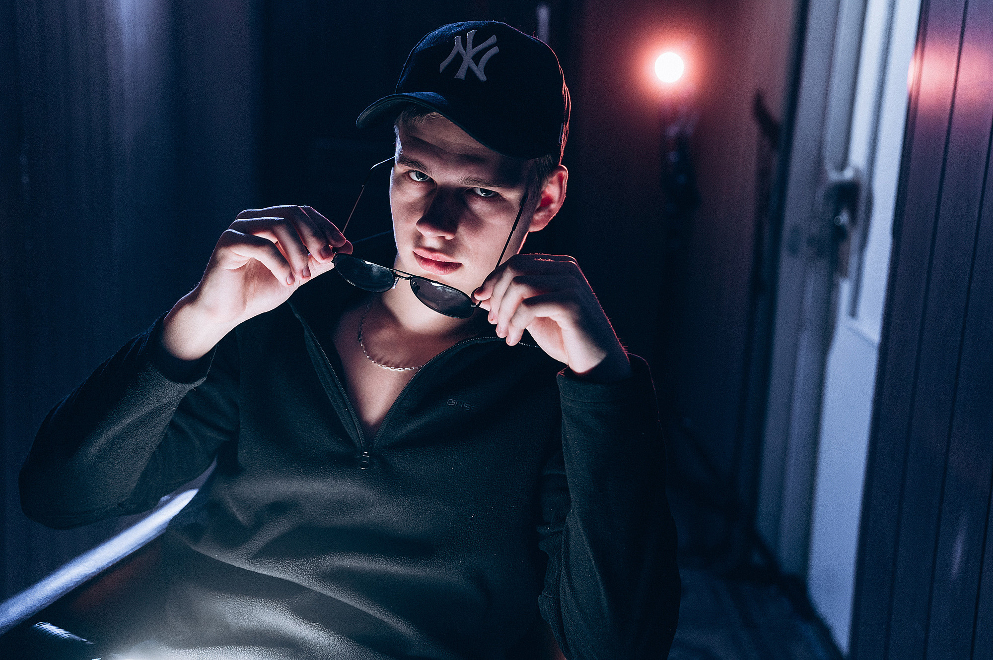 Школьный фотограф в Дубне Талдоме Кимрах. Свадебный фотограф в Дубне Алексей Фонарёв