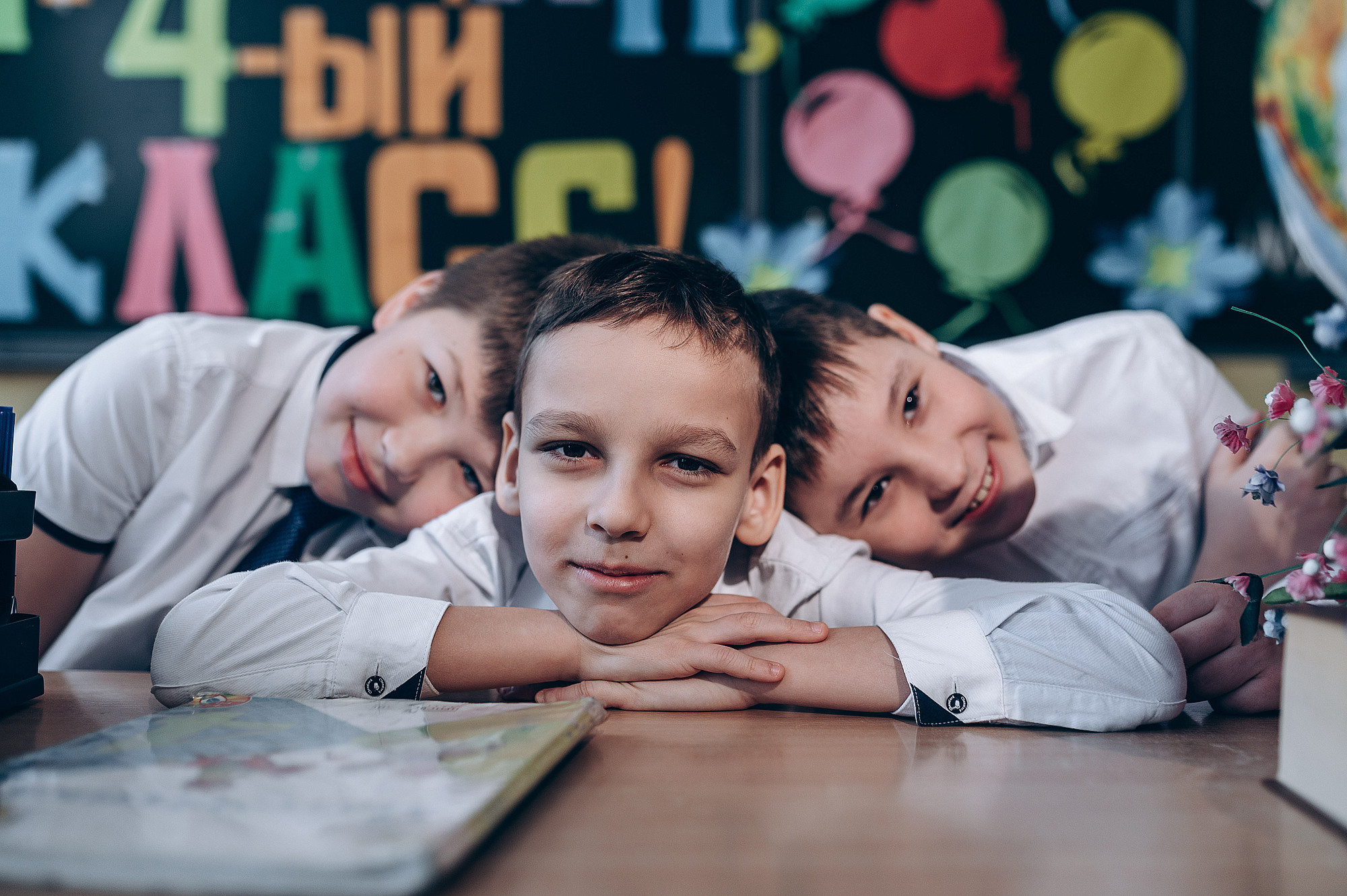 Школьный фотограф в Дубне Талдоме Кимрах. Свадебный фотограф в Дубне Алексей Фонарёв