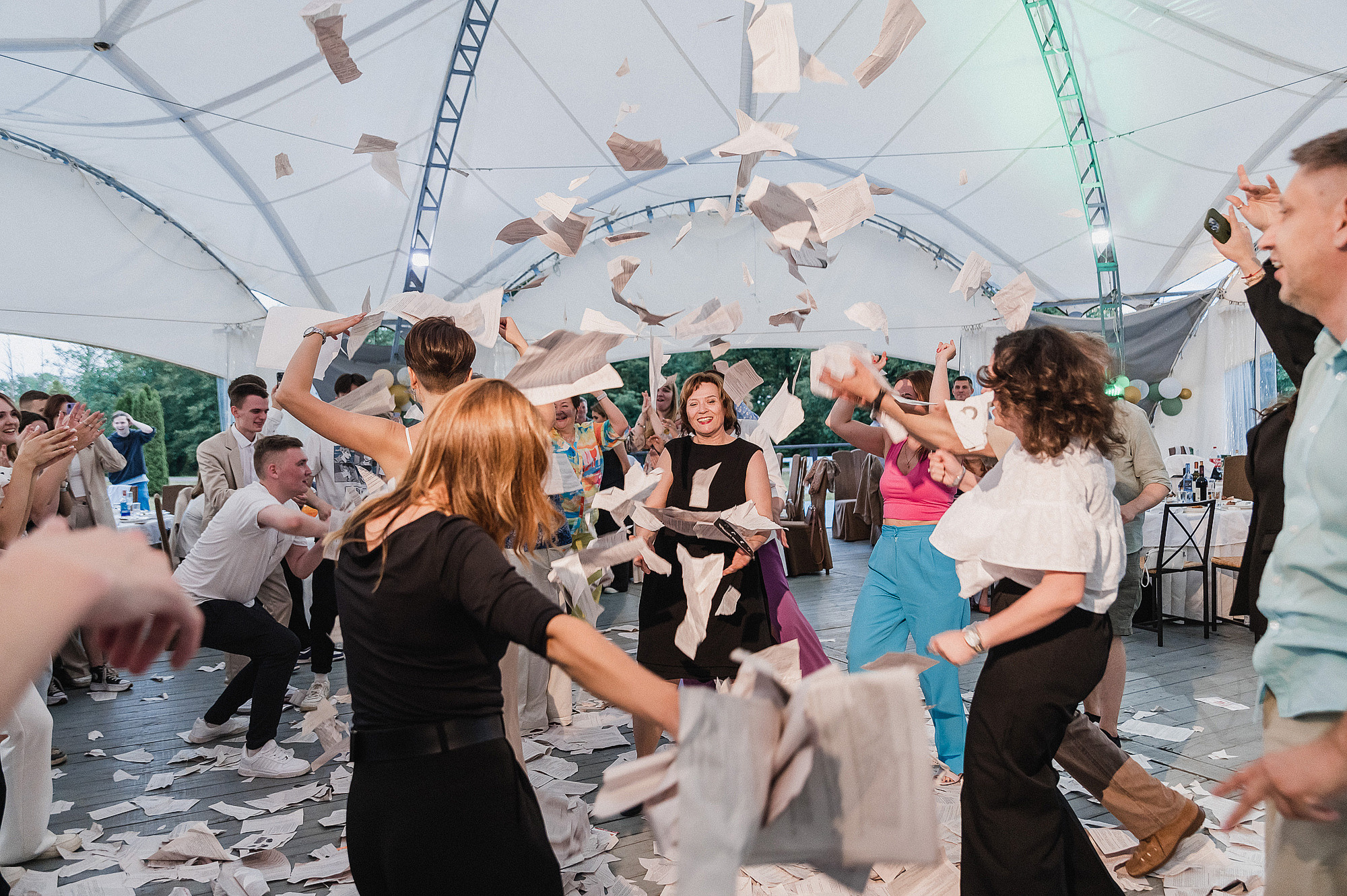 Школьный фотограф в Дубне Талдоме Кимрах. Свадебный фотограф в Дубне Алексей Фонарёв