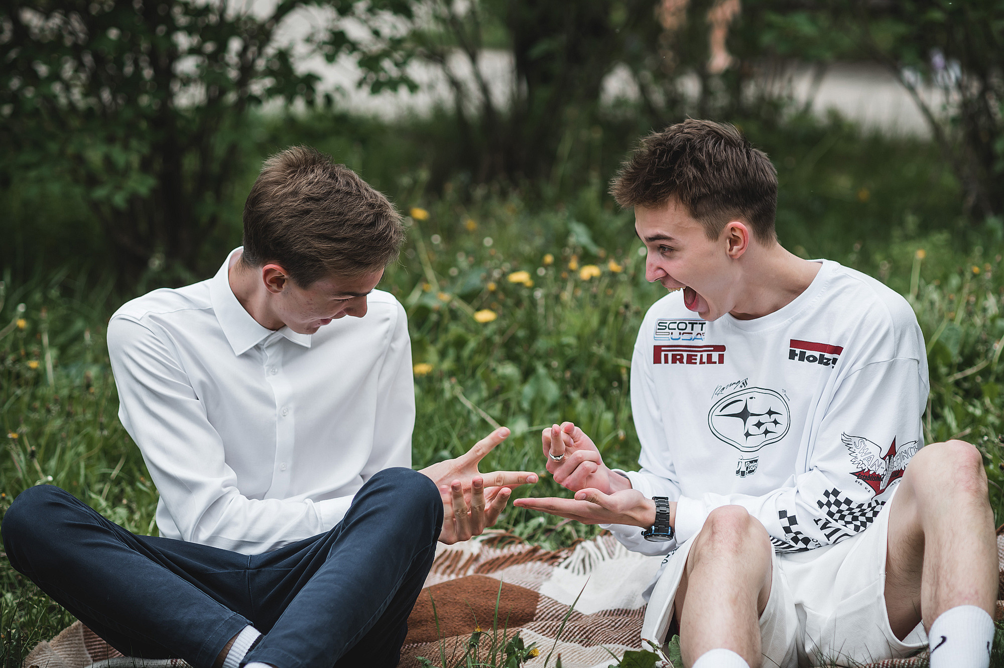 Школьный фотограф в Дубне Талдоме Кимрах. Свадебный фотограф в Дубне Алексей Фонарёв