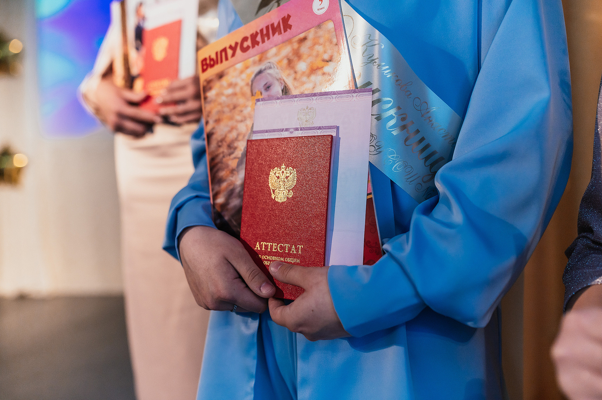 Школьный фотограф в Дубне Талдоме Кимрах. Свадебный фотограф в Дубне Алексей Фонарёв