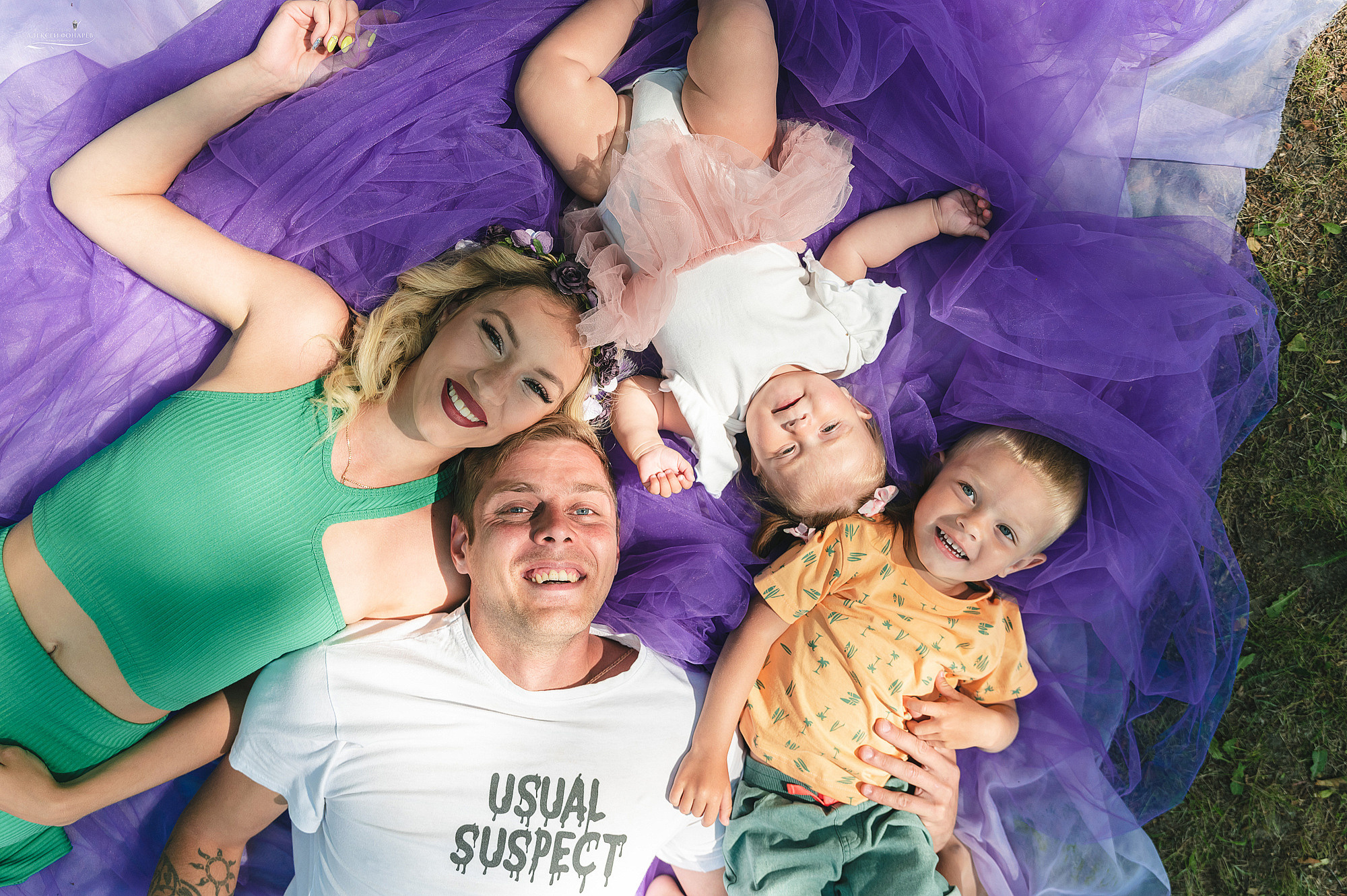 веселая семейная фотосессия с детками в дубне