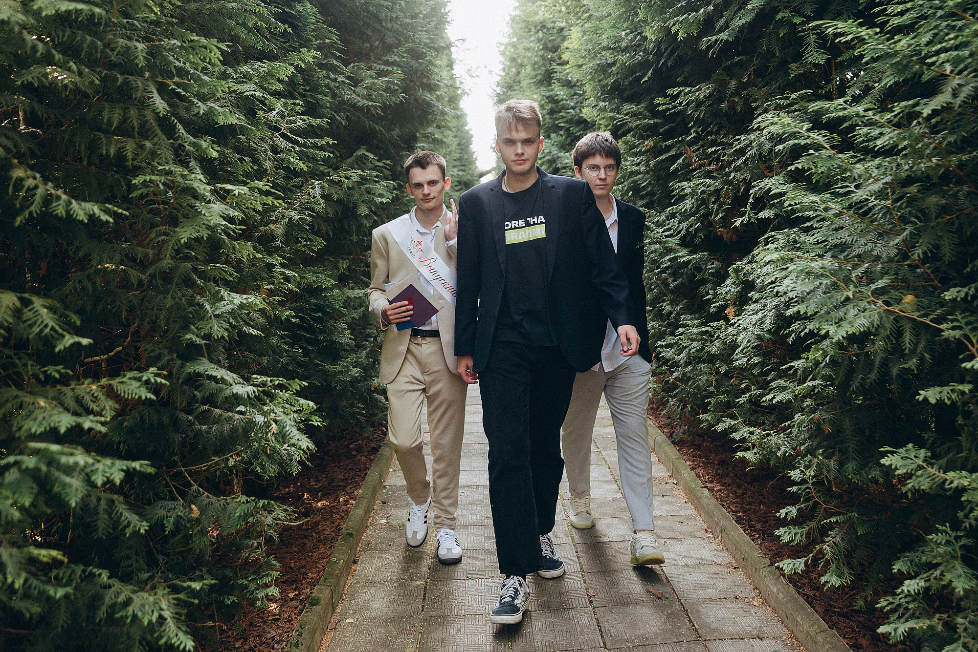 Школьный фотограф в Дубне Талдоме Кимрах. Свадебный фотограф в Дубне Алексей Фонарёв