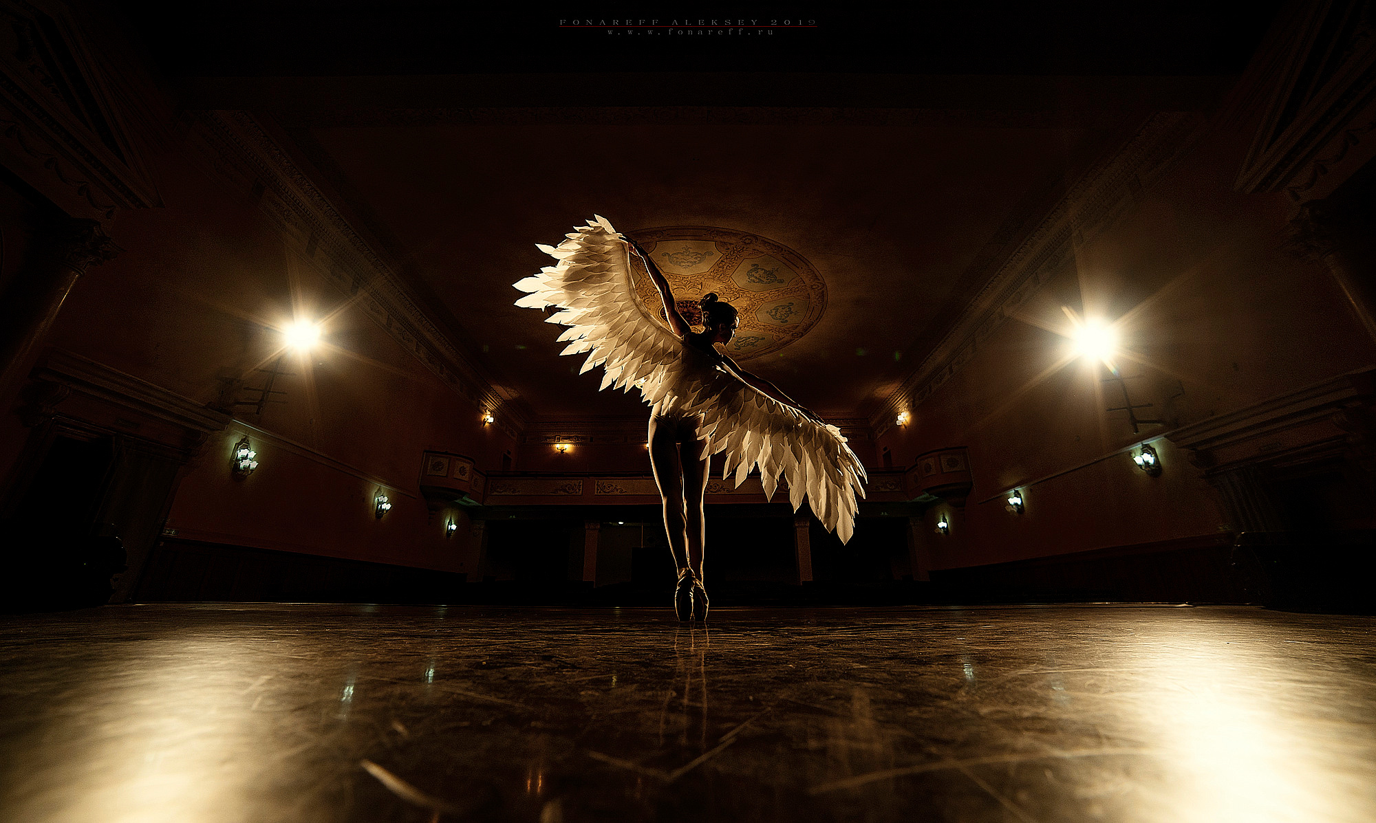 Фотографии моделей в танце, это самая атмосферная фотосессия. Свадебный фотограф в Дубне Алексей Фонарёв