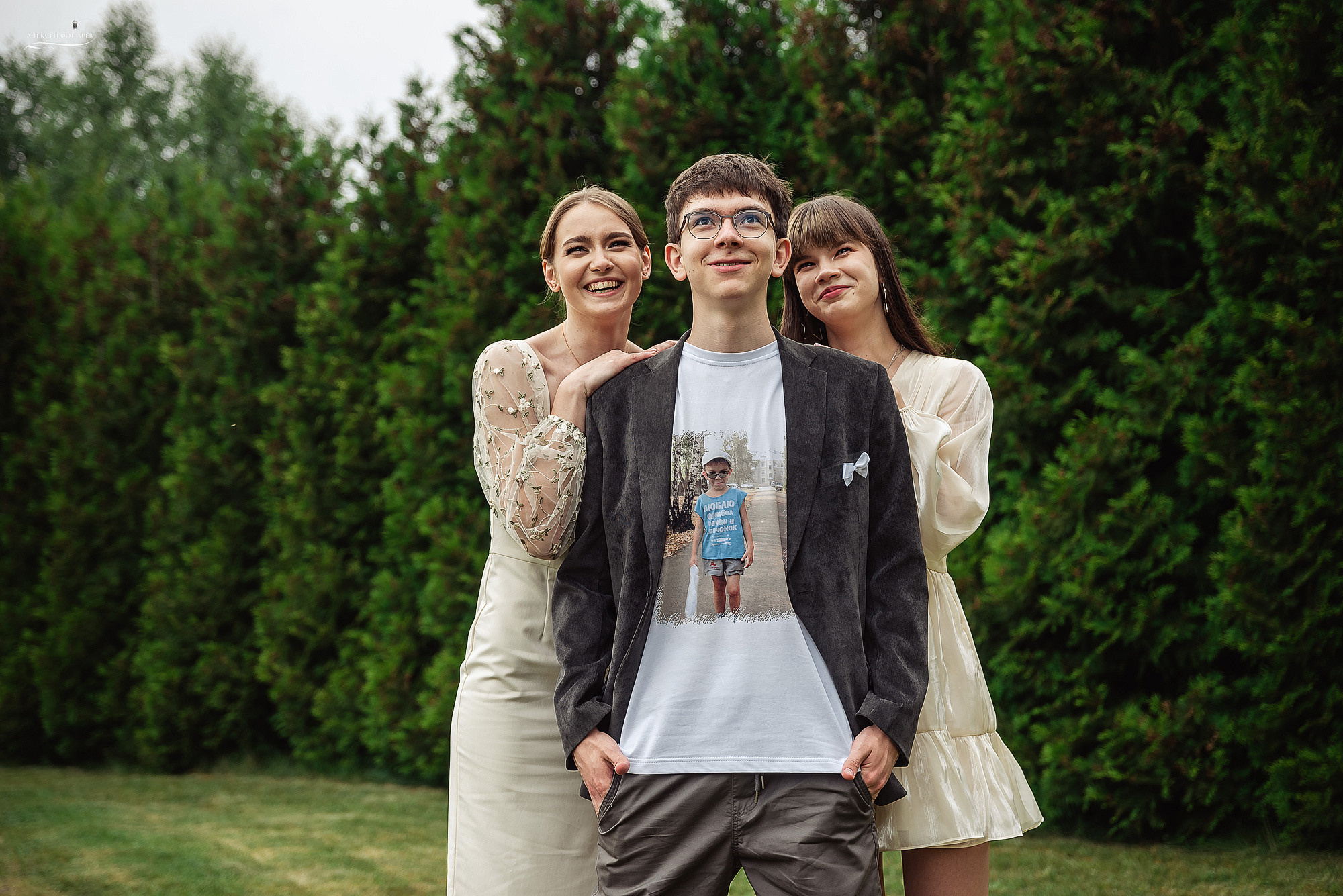 Школьный фотограф в Дубне Талдоме Кимрах. Свадебный фотограф в Дубне Алексей Фонарёв