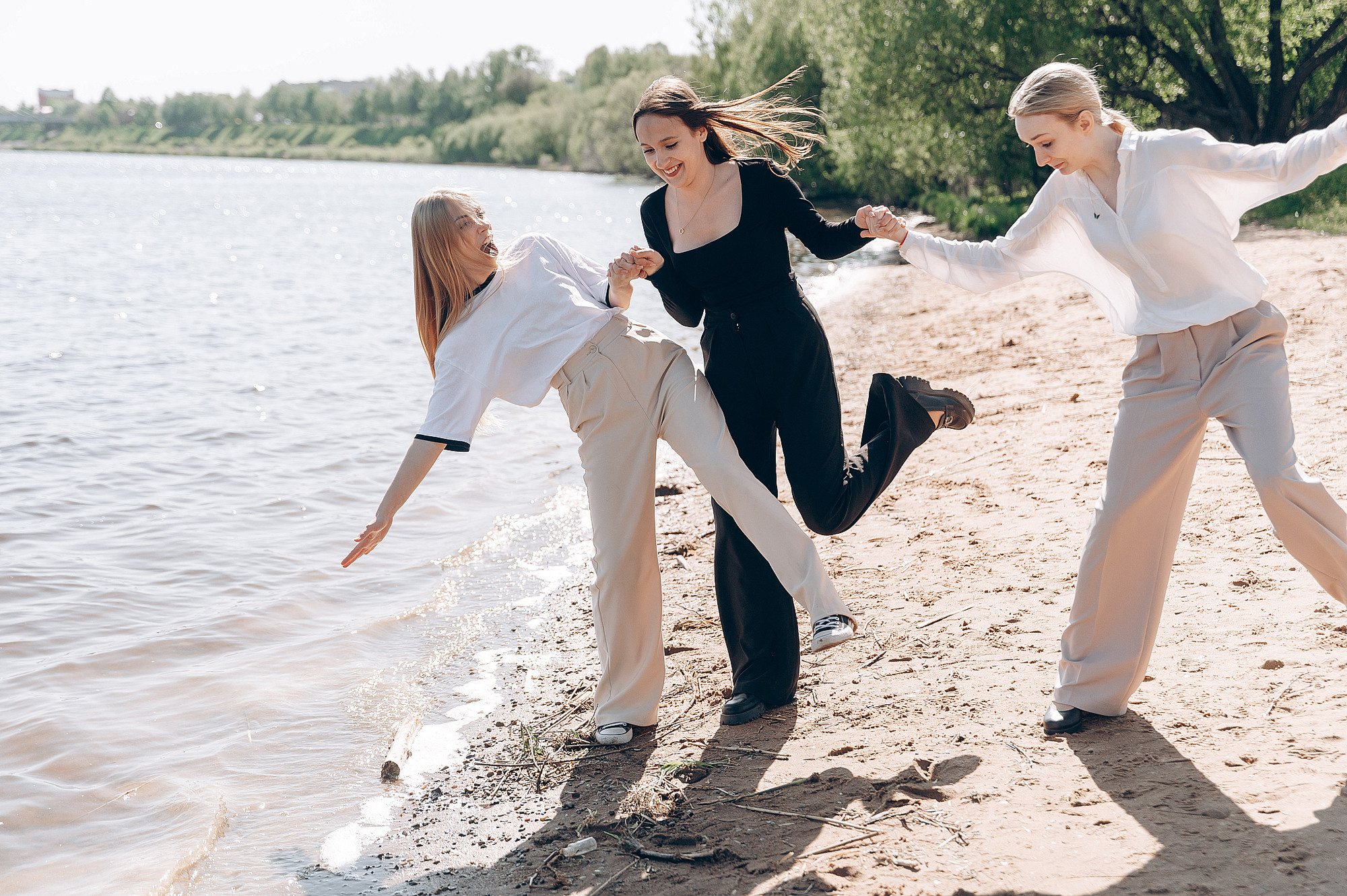 Школьный фотограф в Дубне Талдоме Кимрах. Свадебный фотограф в Дубне Алексей Фонарёв