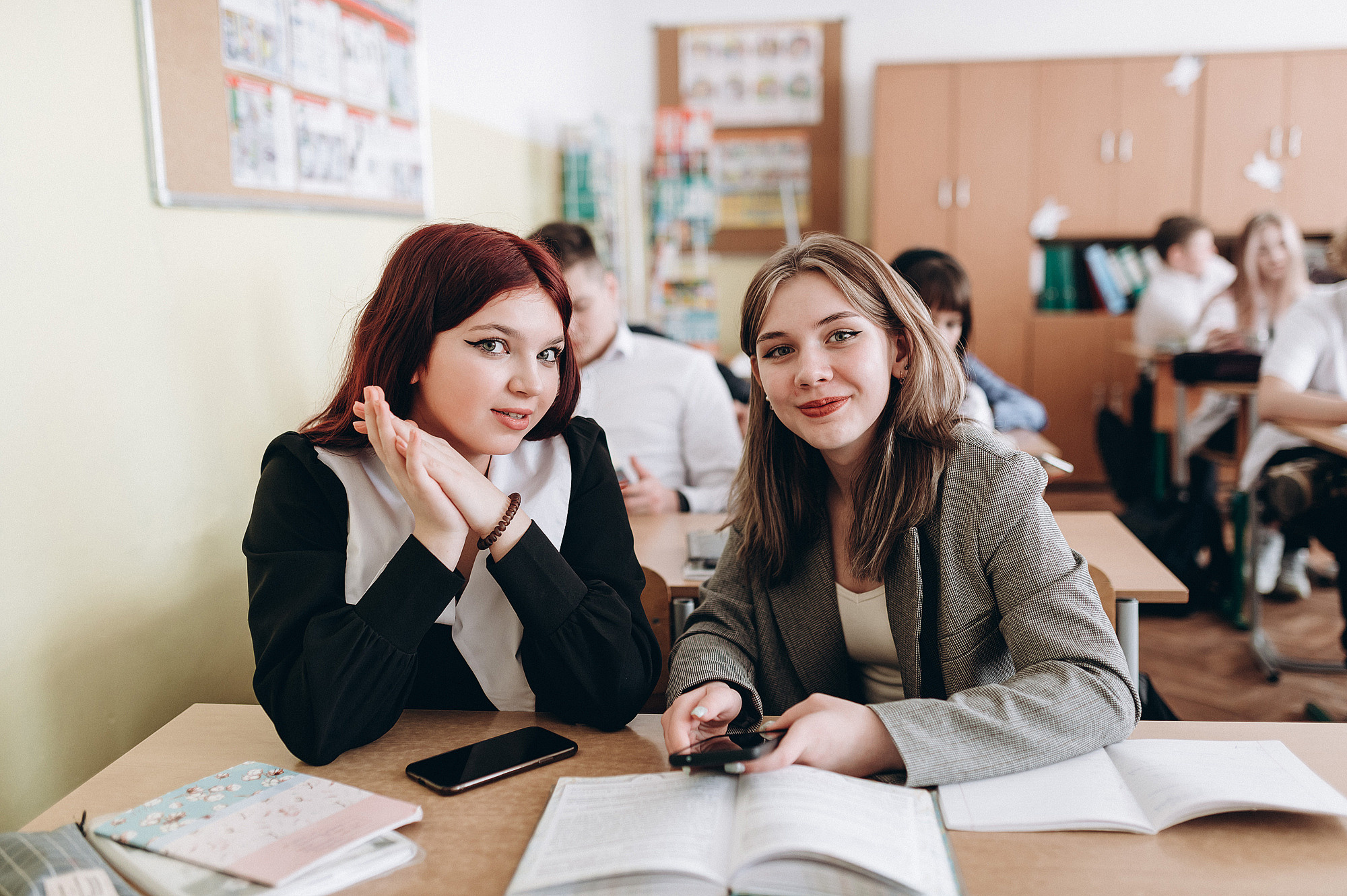 Школьный фотограф в Дубне Талдоме Кимрах. Свадебный фотограф в Дубне Алексей Фонарёв