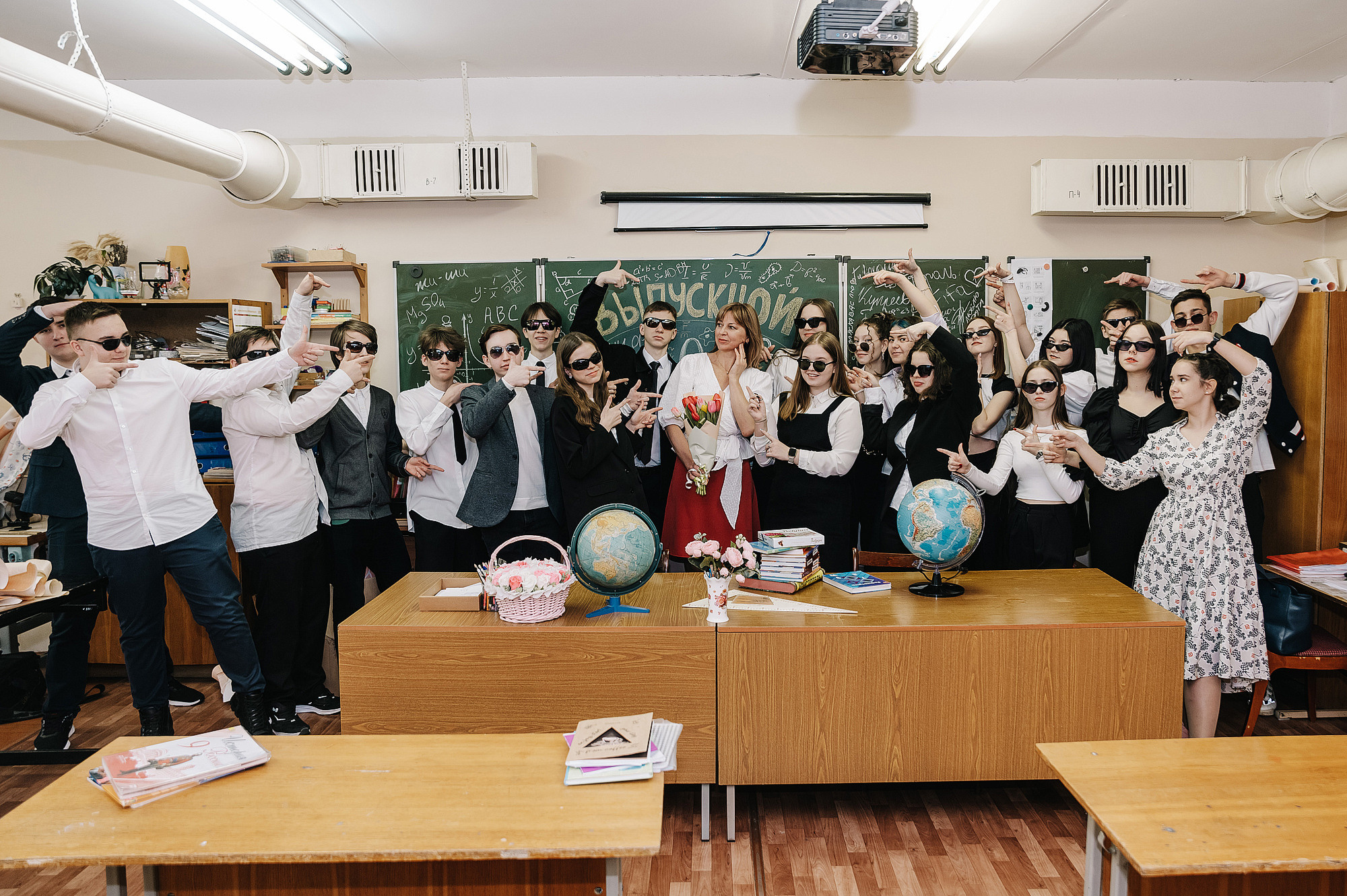 Школьный фотограф в Дубне Талдоме Кимрах. Свадебный фотограф в Дубне Алексей Фонарёв