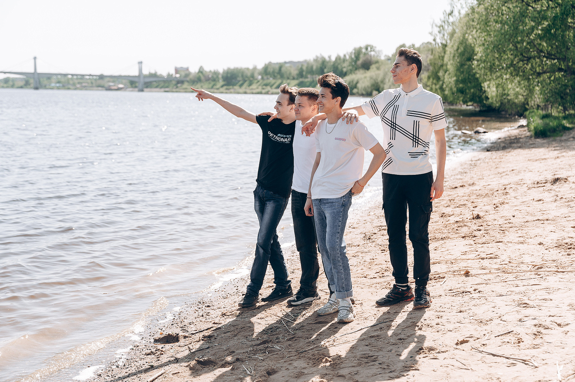 Школьный фотограф в Дубне Талдоме Кимрах. Свадебный фотограф в Дубне Алексей Фонарёв
