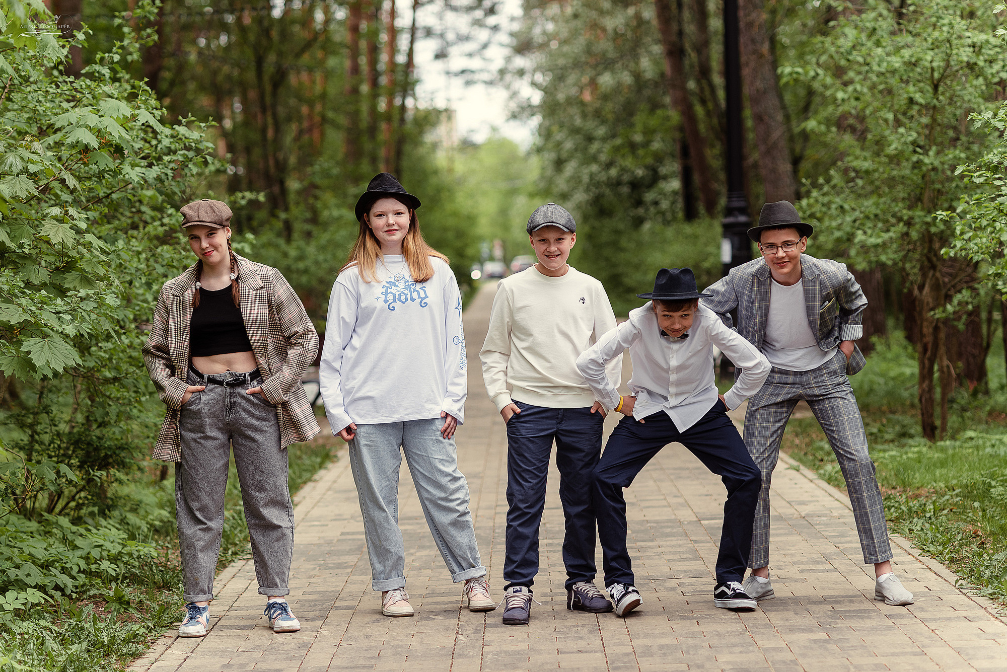 Школьный фотограф в Дубне Талдоме Кимрах. Свадебный фотограф в Дубне Алексей Фонарёв