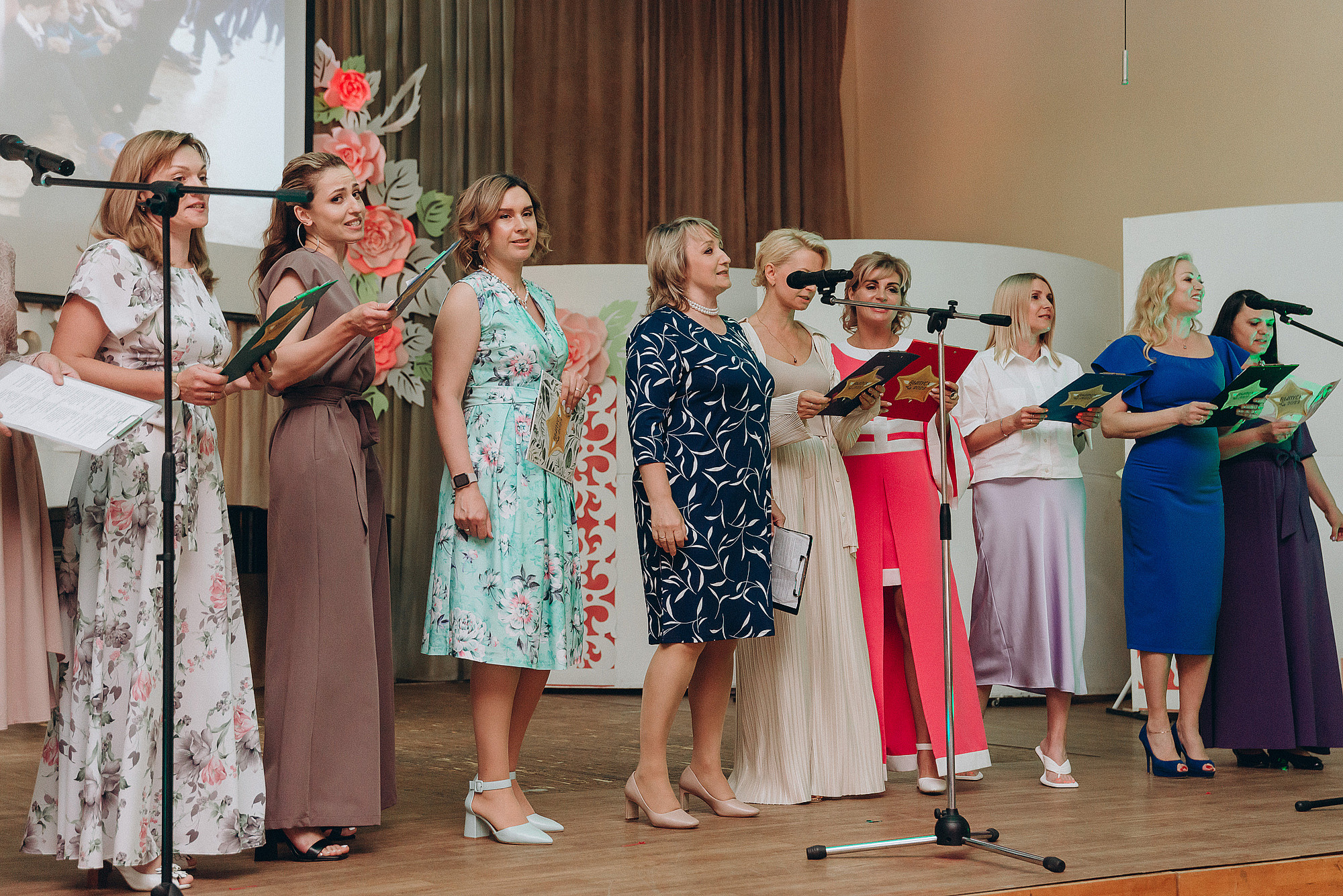 Школьный фотограф в Дубне Талдоме Кимрах. Свадебный фотограф в Дубне Алексей Фонарёв