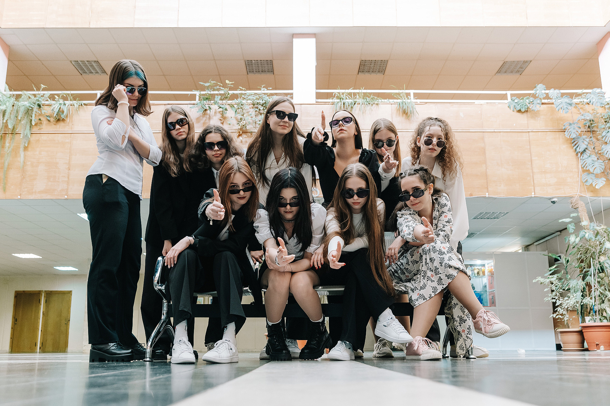 Школьный фотограф в Дубне Талдоме Кимрах. Свадебный фотограф в Дубне Алексей Фонарёв