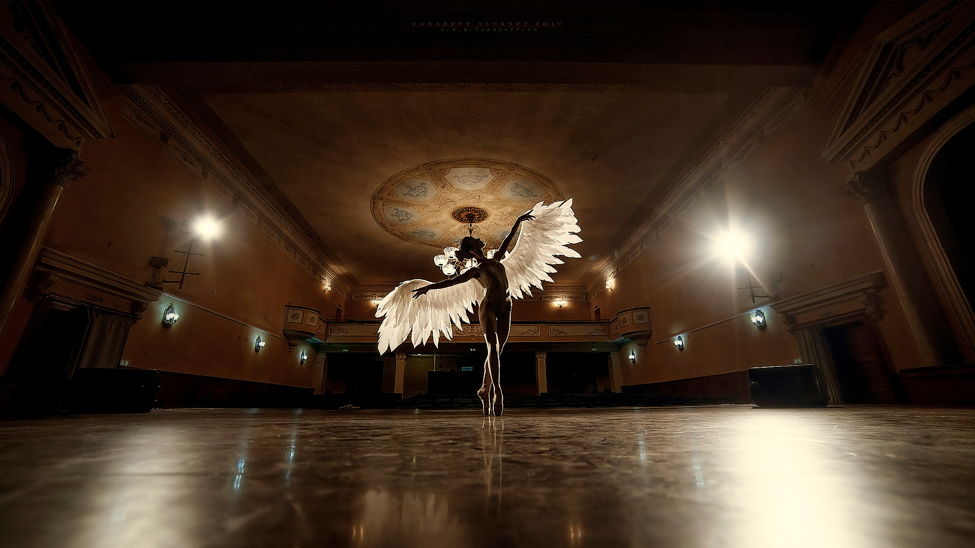 Фотографии моделей в танце, это самая атмосферная фотосессия. Свадебный фотограф в Дубне Алексей Фонарёв