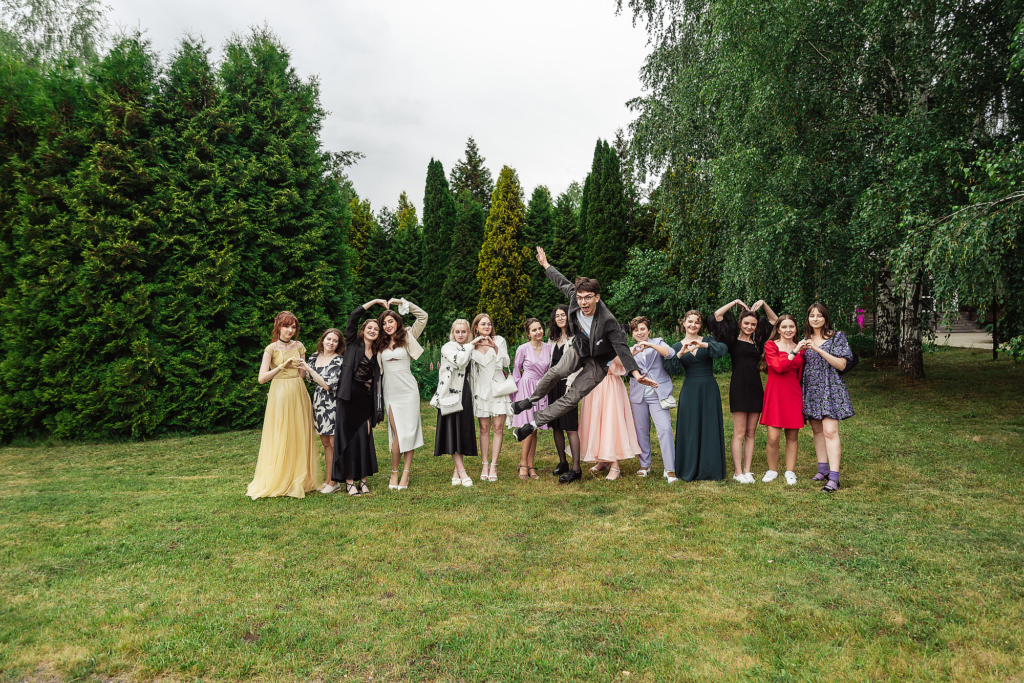 выпускники