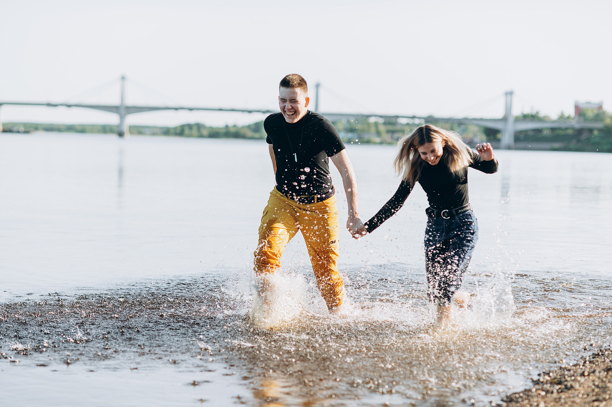 Школьный фотограф в Дубне Талдоме Кимрах. Свадебный фотограф в Дубне Алексей Фонарёв