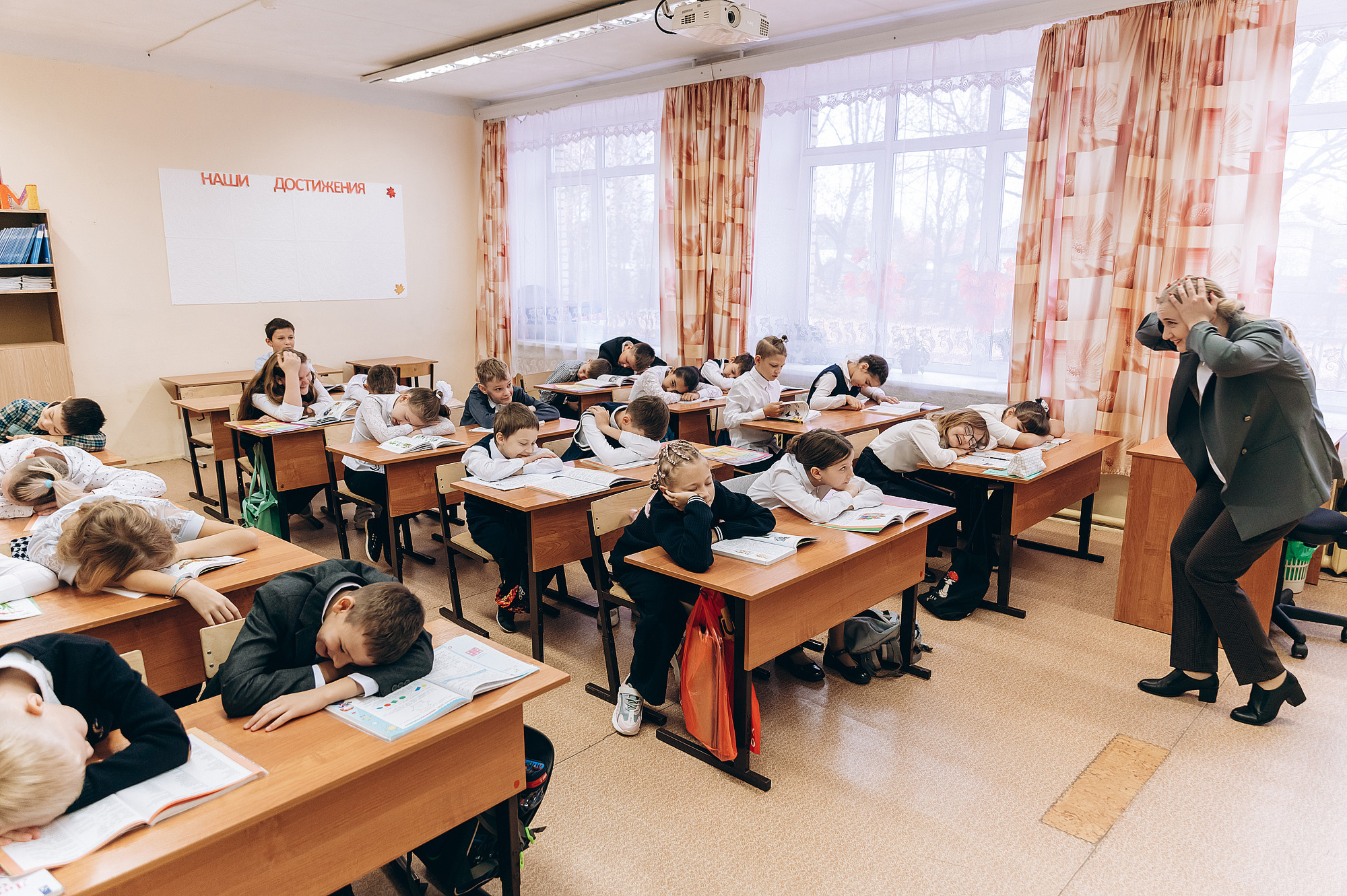 Школьный фотограф в Дубне Талдоме Кимрах. Свадебный фотограф в Дубне Алексей Фонарёв