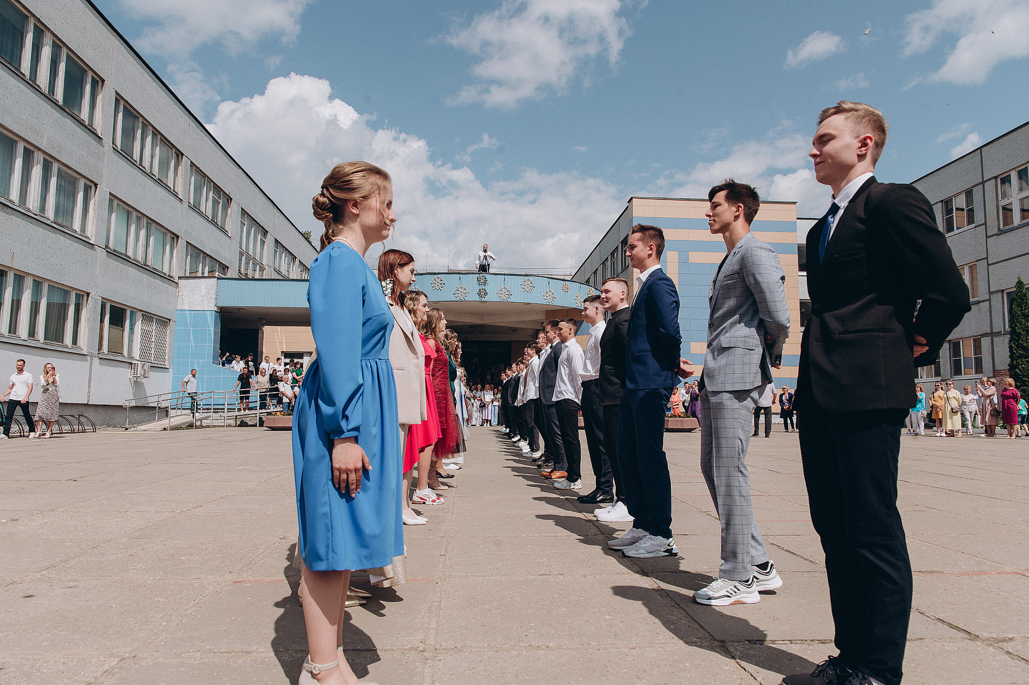 Школьный фотограф в Дубне Талдоме Кимрах. Свадебный фотограф в Дубне Алексей Фонарёв