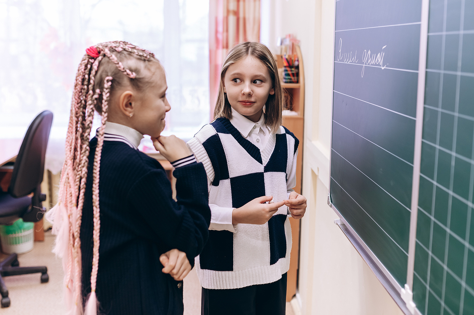 Школьный фотограф в Дубне Талдоме Кимрах. Свадебный фотограф в Дубне Алексей Фонарёв