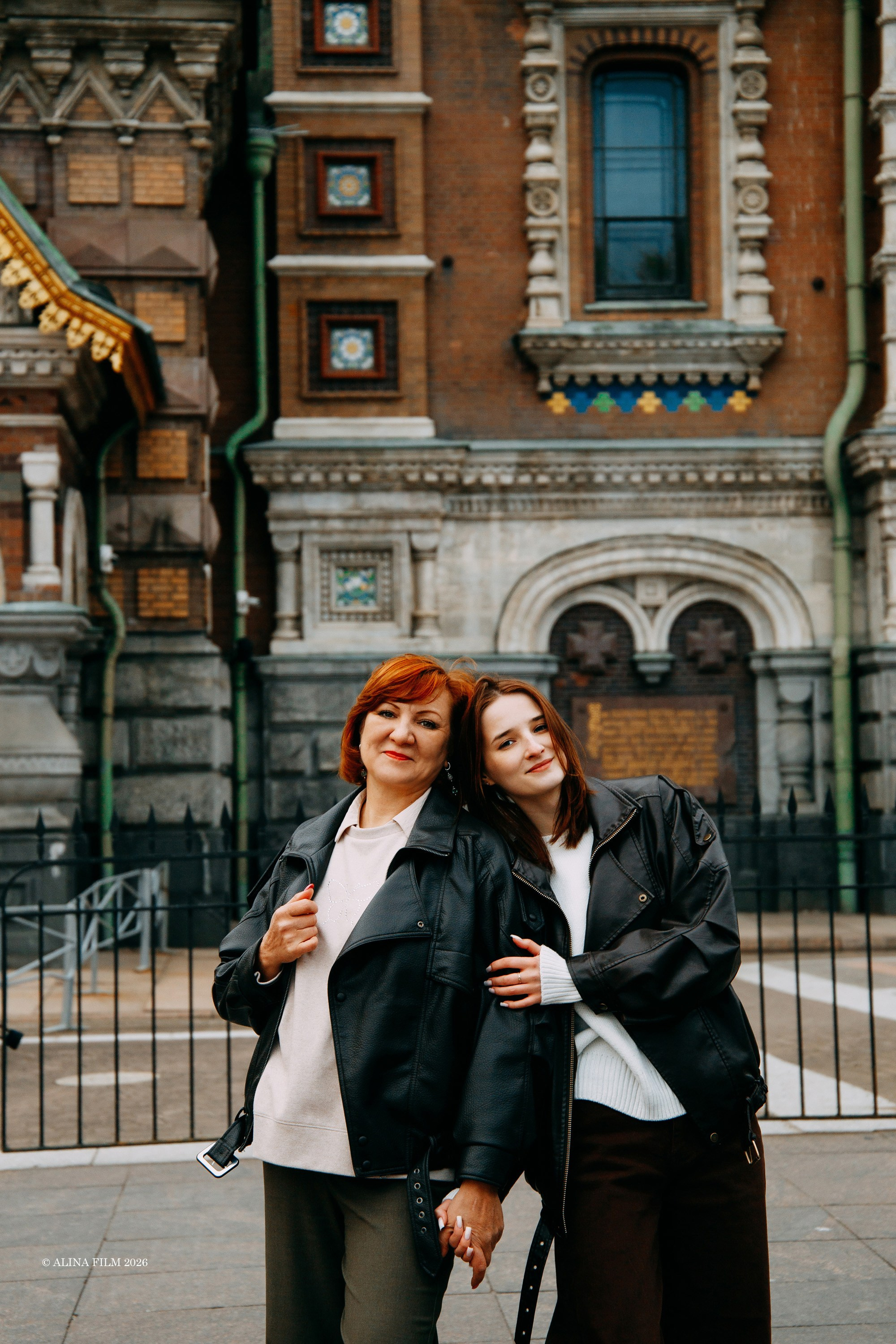 Фотопрогулка у Казанского и Спаса на крови. Фотограф в Санкт-Петербурге Alina Film
