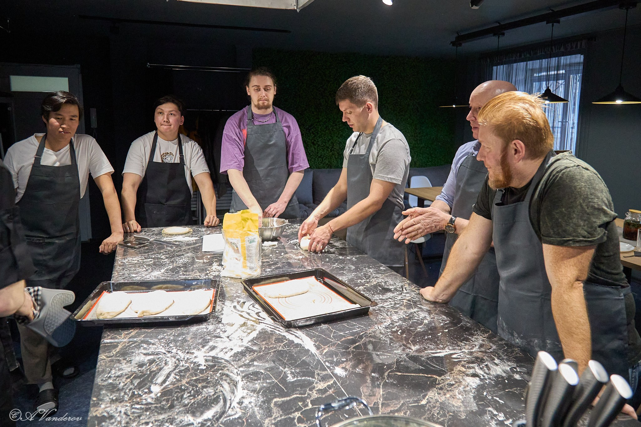 Мужские разговоры на кухне 2. Фотограф Омск | Александр Вандеров