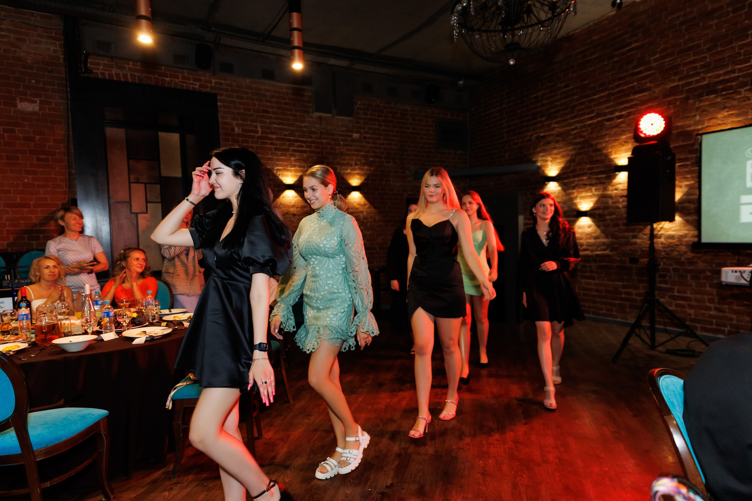 Выпускной 9 класса. Фотограф Новосибирск — Наталья Гресь