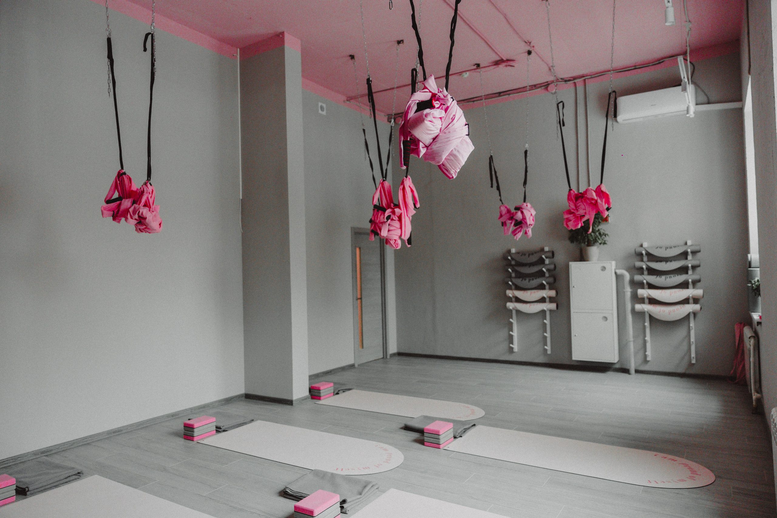 YOGALOGIC — Студия йоги Йогахолик | Москва. ФОТОГРАФ ИРИНА ШАМАТАВА