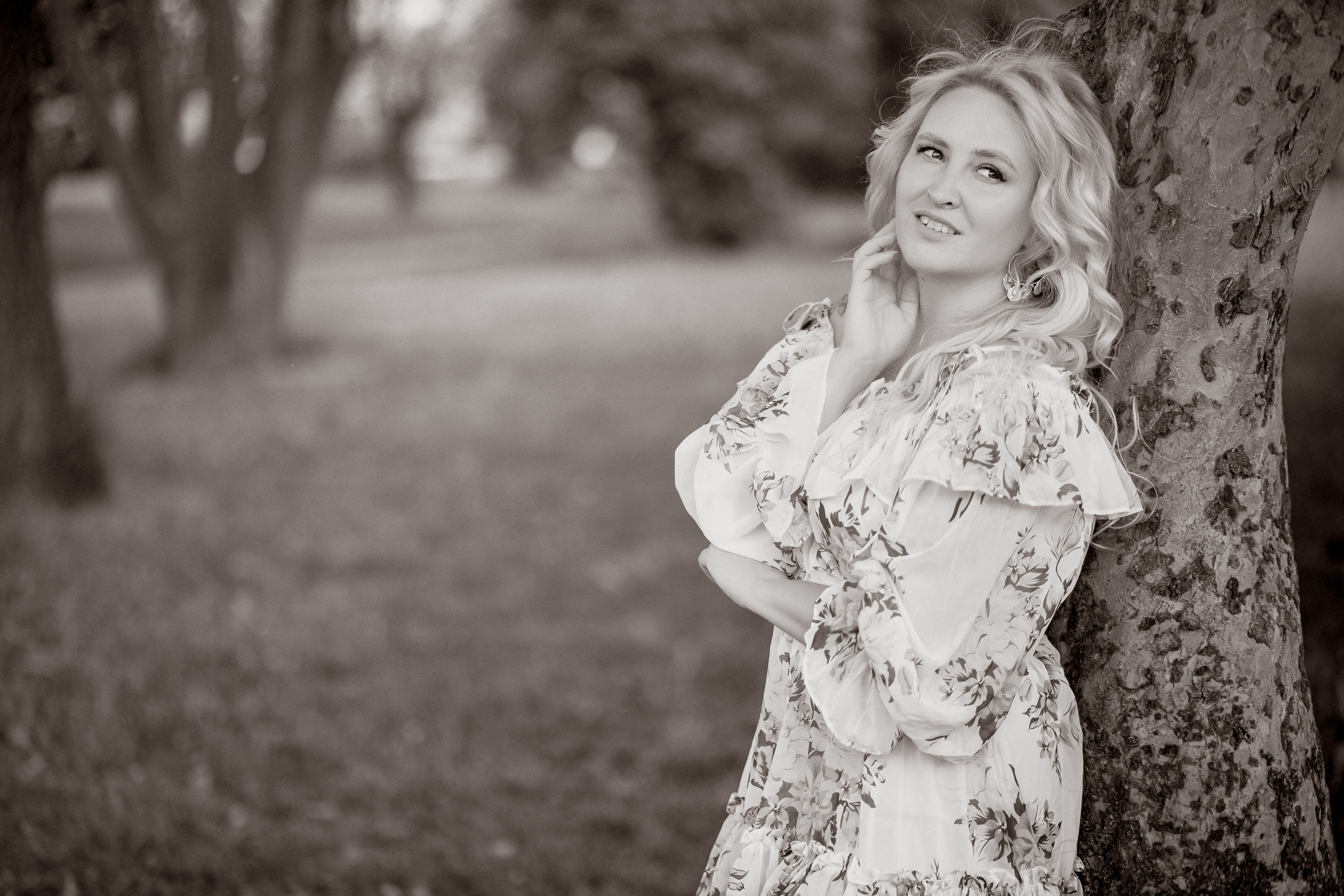 В розовых яблонях. Фотограф женский и мужской портрет Санкт-Петербург