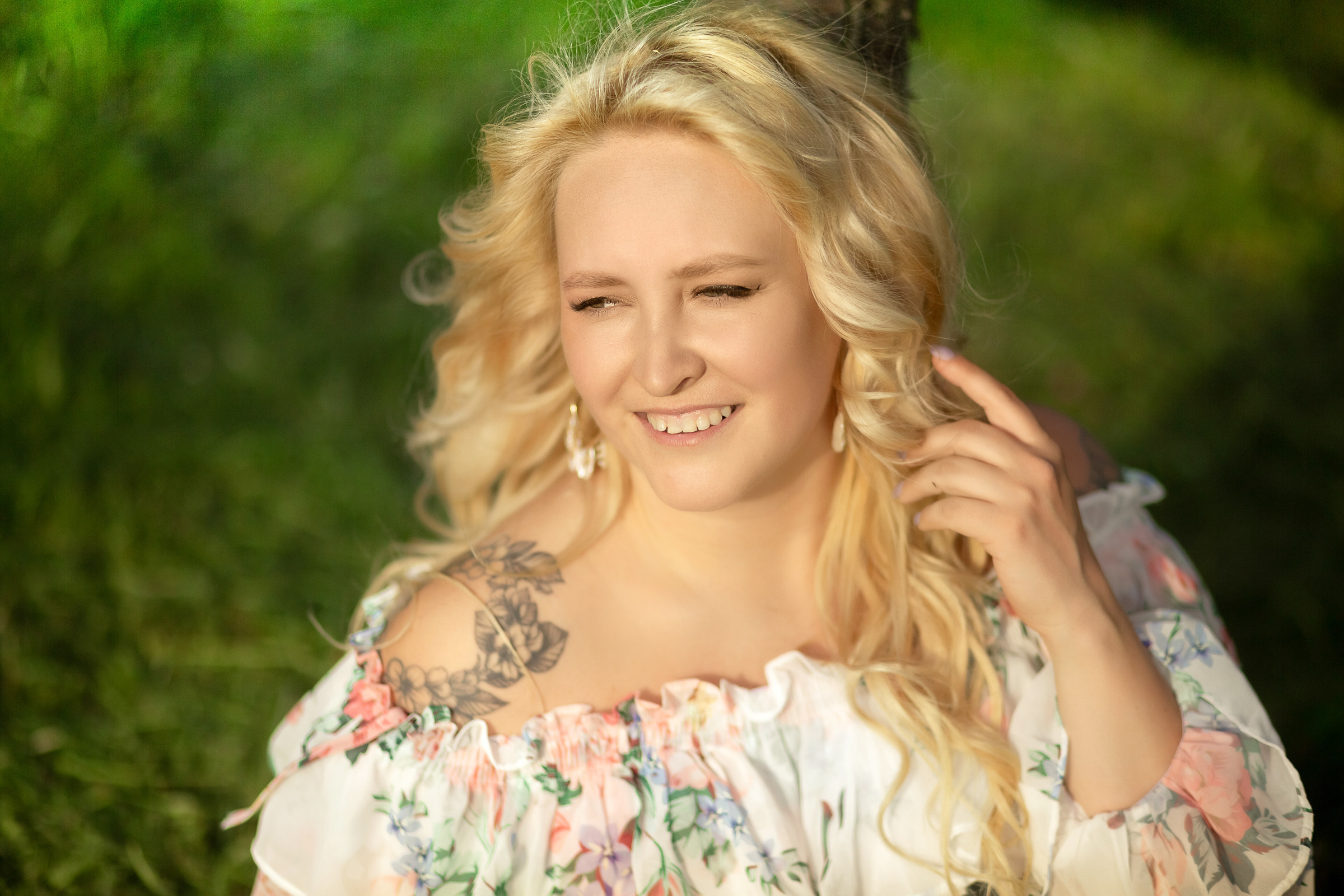 В розовых яблонях. Фотограф женский и мужской портрет Санкт-Петербург